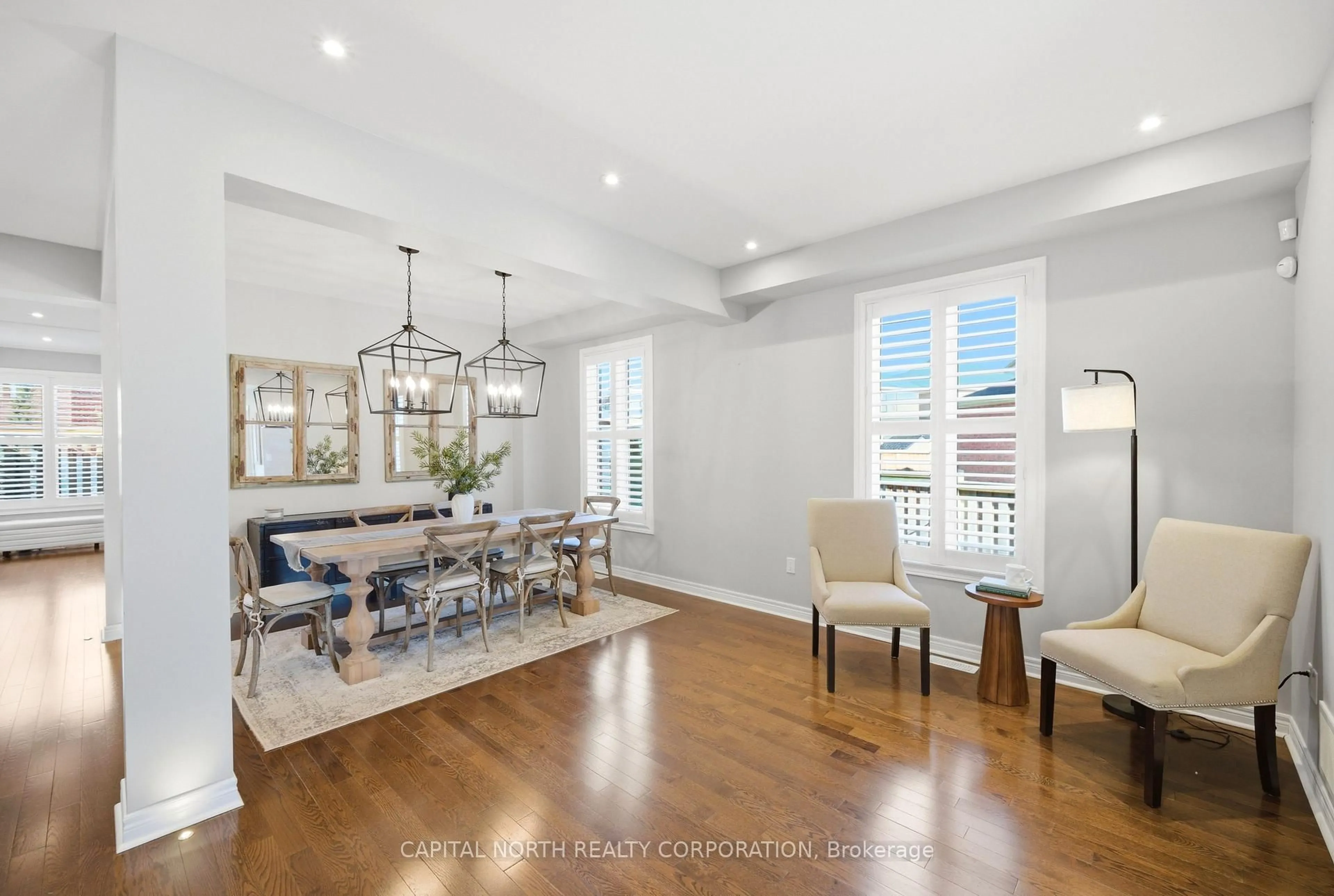 Dining room, unknown for 72 Jewelwing Crt, Bradford West Gwillimbury Ontario L3Z 0N6