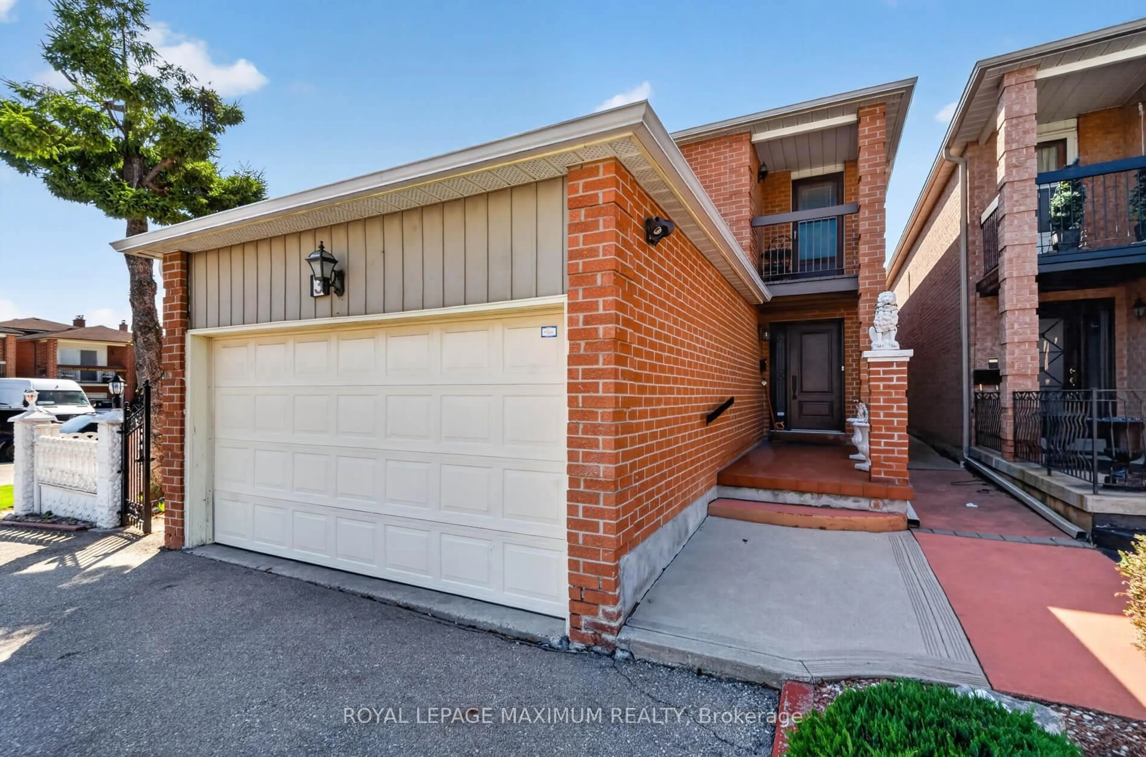 Home with brick exterior material, street for 3 Muzzo Crt, Vaughan Ontario L4L 3K2