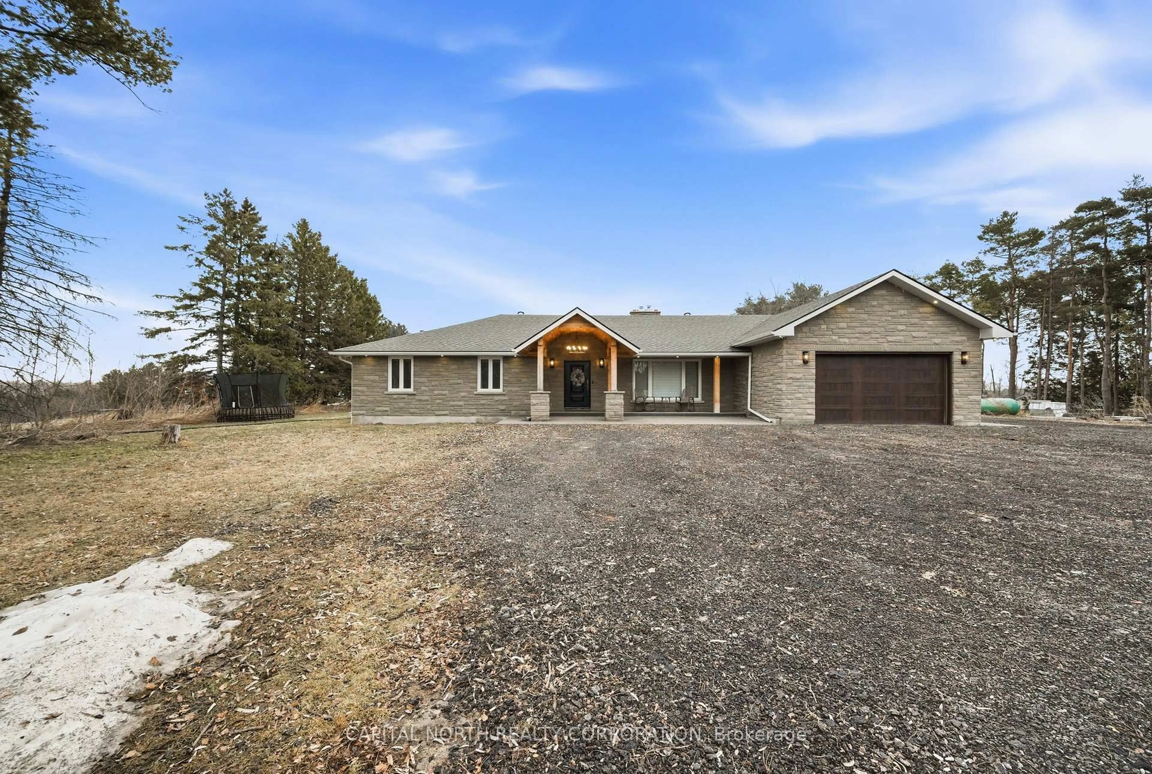 A pic from outside/outdoor area/front of a property/back of a property/a pic from drone, unknown for 1997 15th Sideroad, New Tecumseth Ontario L0G 1W0