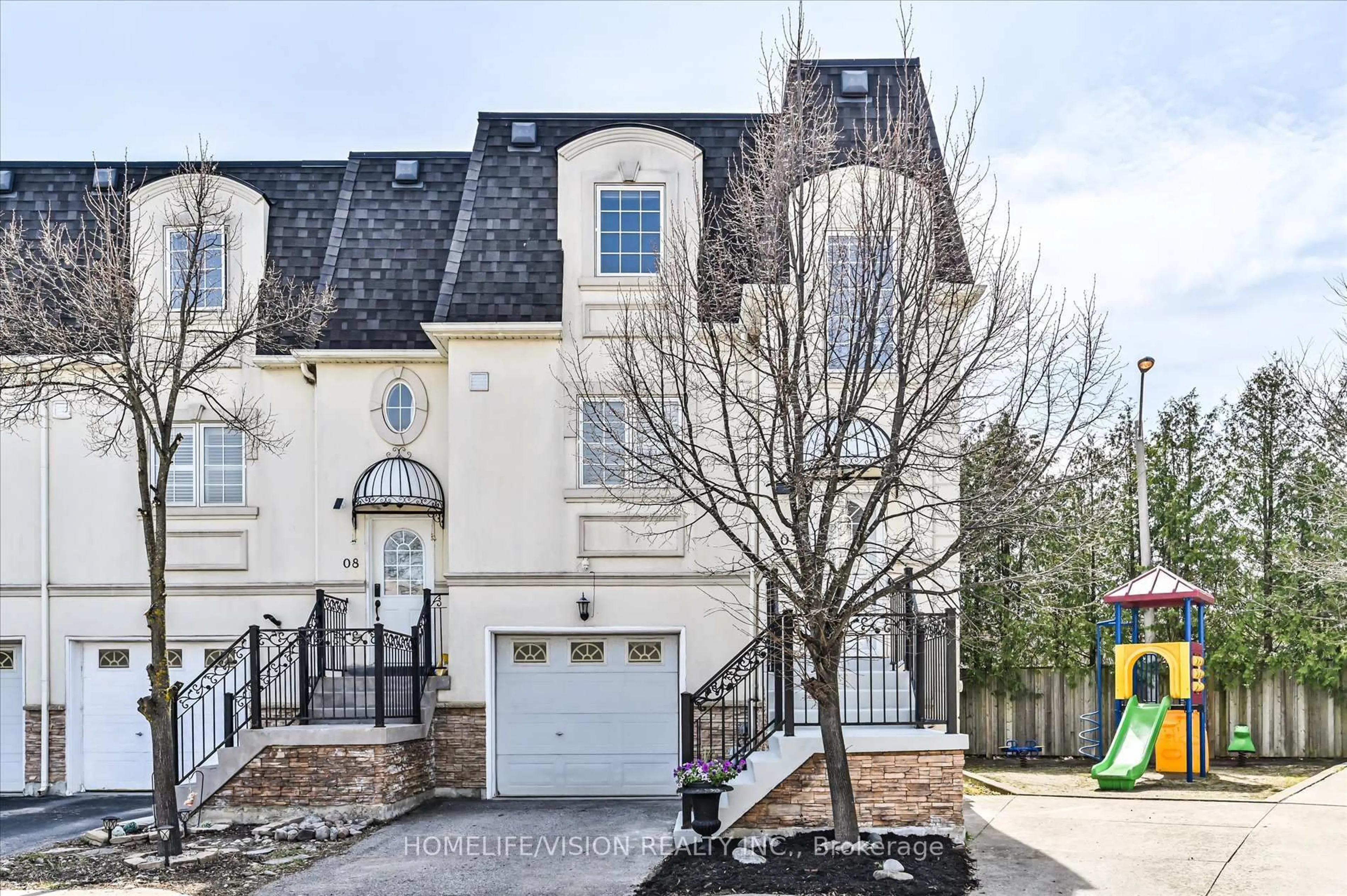 Home with brick exterior material, street for 215 16TH Ave #7, Richmond Hill Ontario L4C 0T8