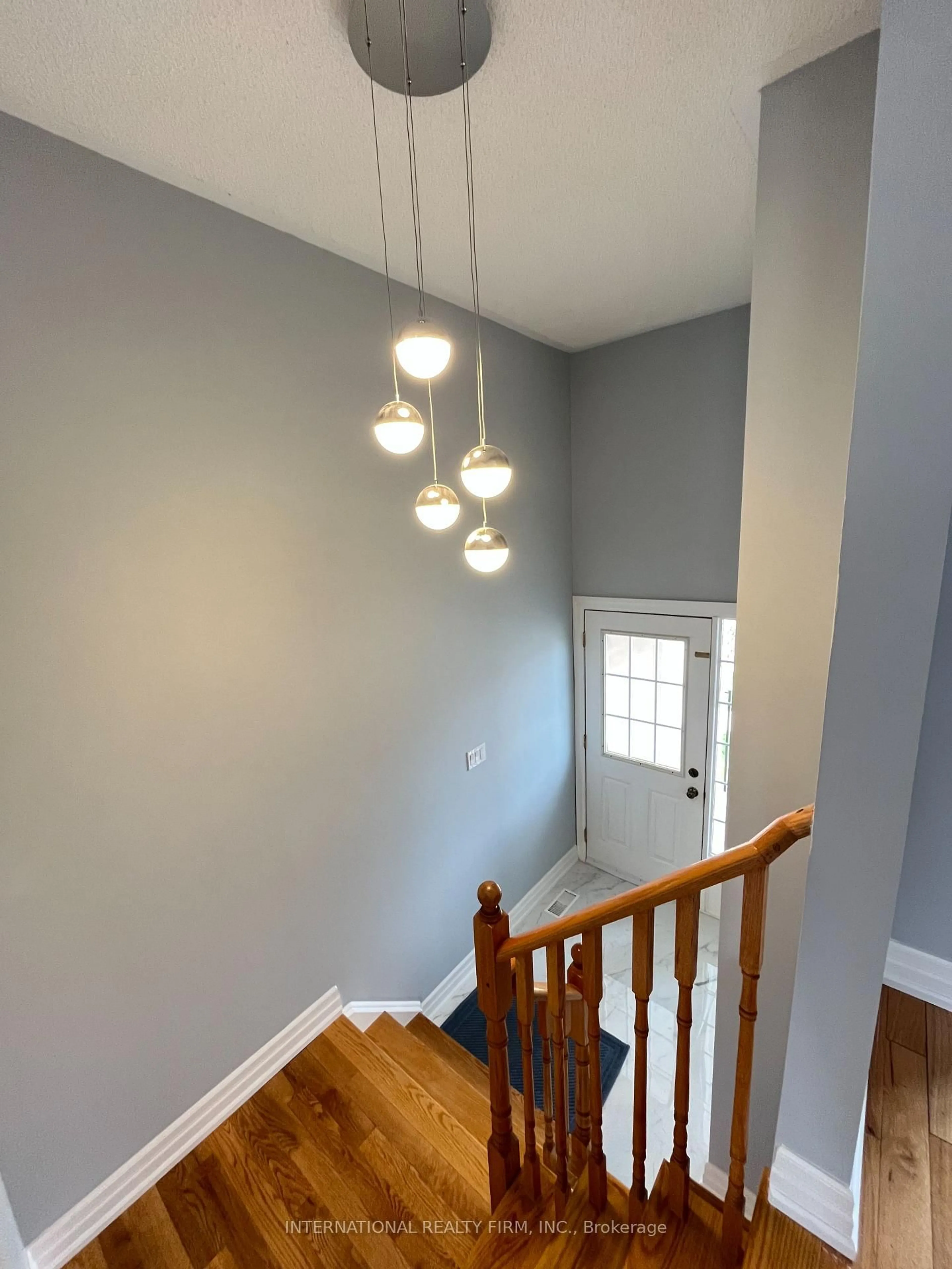 Unknown for 44 Natale Crt, Bradford West Gwillimbury Ontario L3Z 3B1