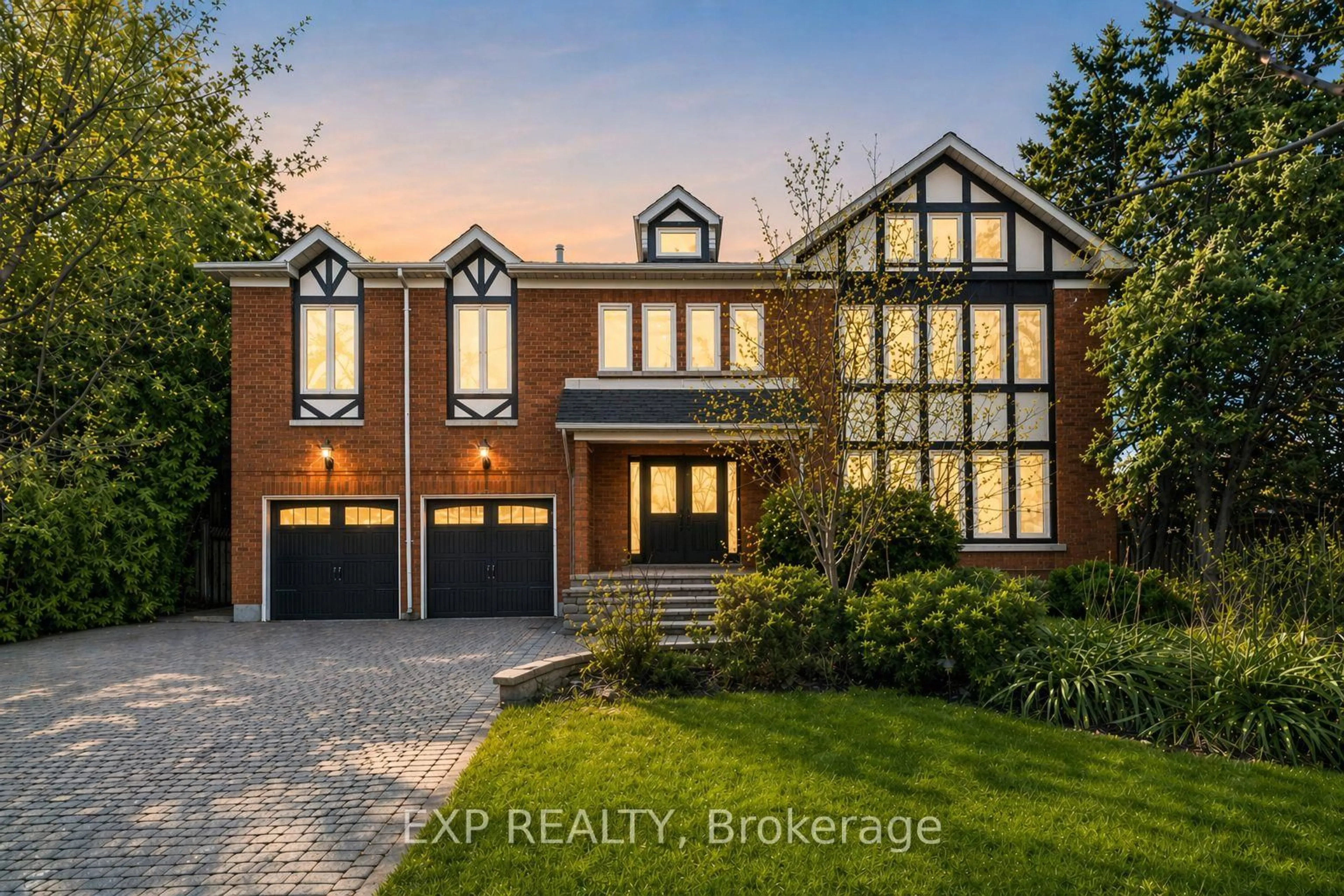 Home with brick exterior material, street for 51 Northgate Cres, Richmond Hill Ontario L4B 2K8