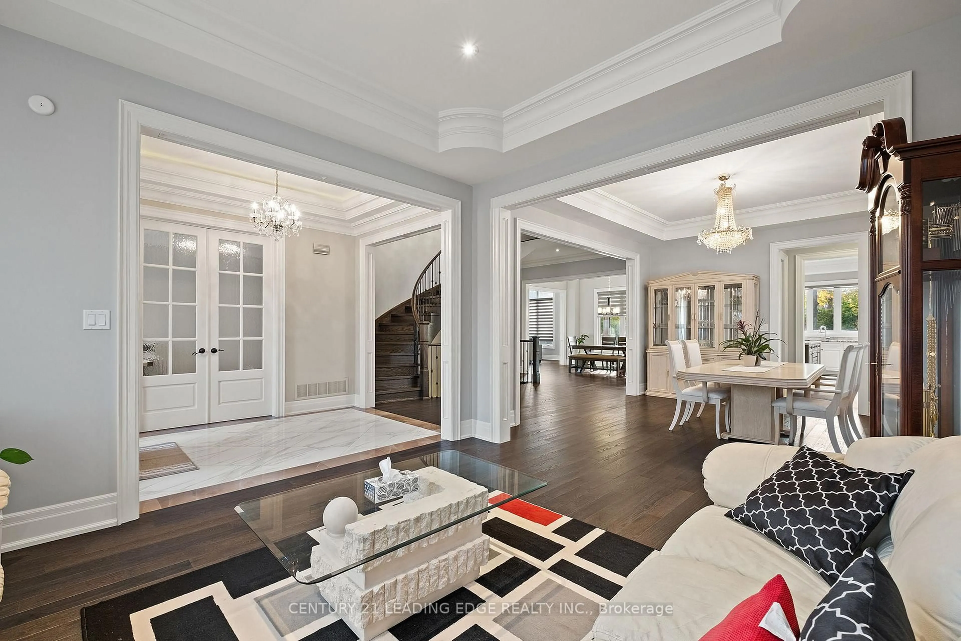 Indoor entryway for 12 JONQUIL Cres, Markham Ontario L3P 1T4