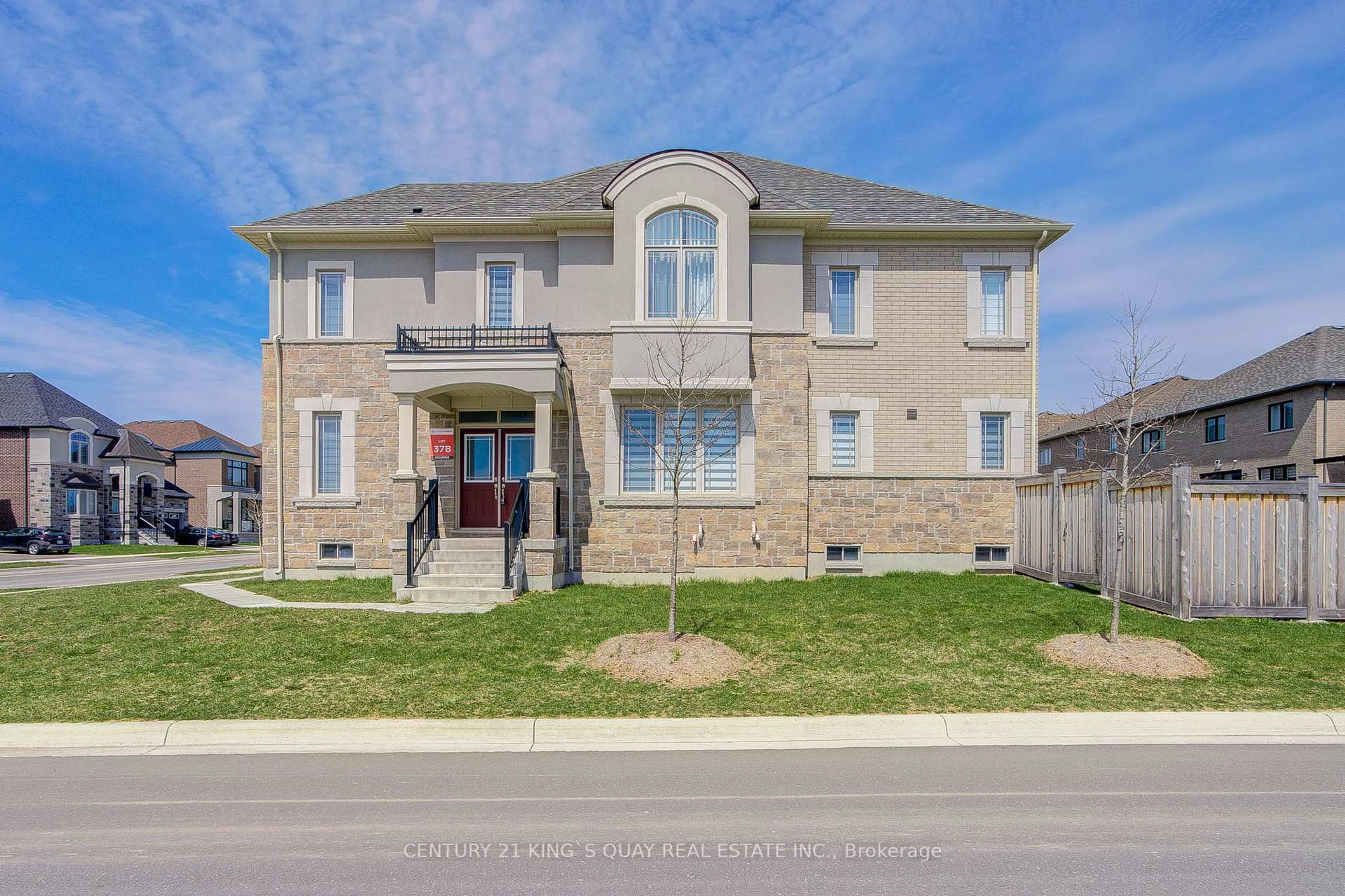 Home with brick exterior material, street for 376 Seaview Hts, East Gwillimbury Ontario L9N 0Y5