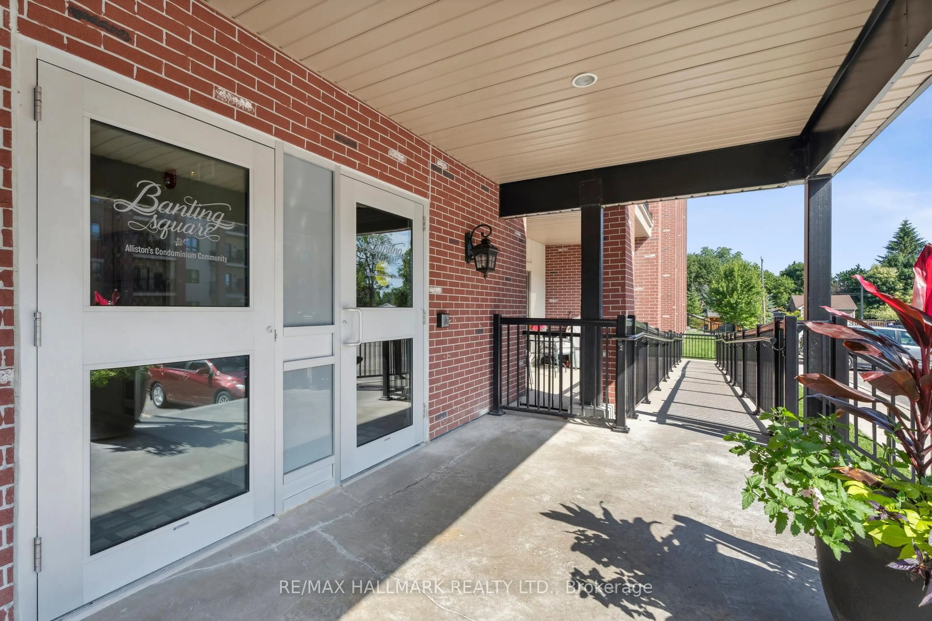 Unknown for 157 Wellington St #304, New Tecumseth Ontario L9R 0R7