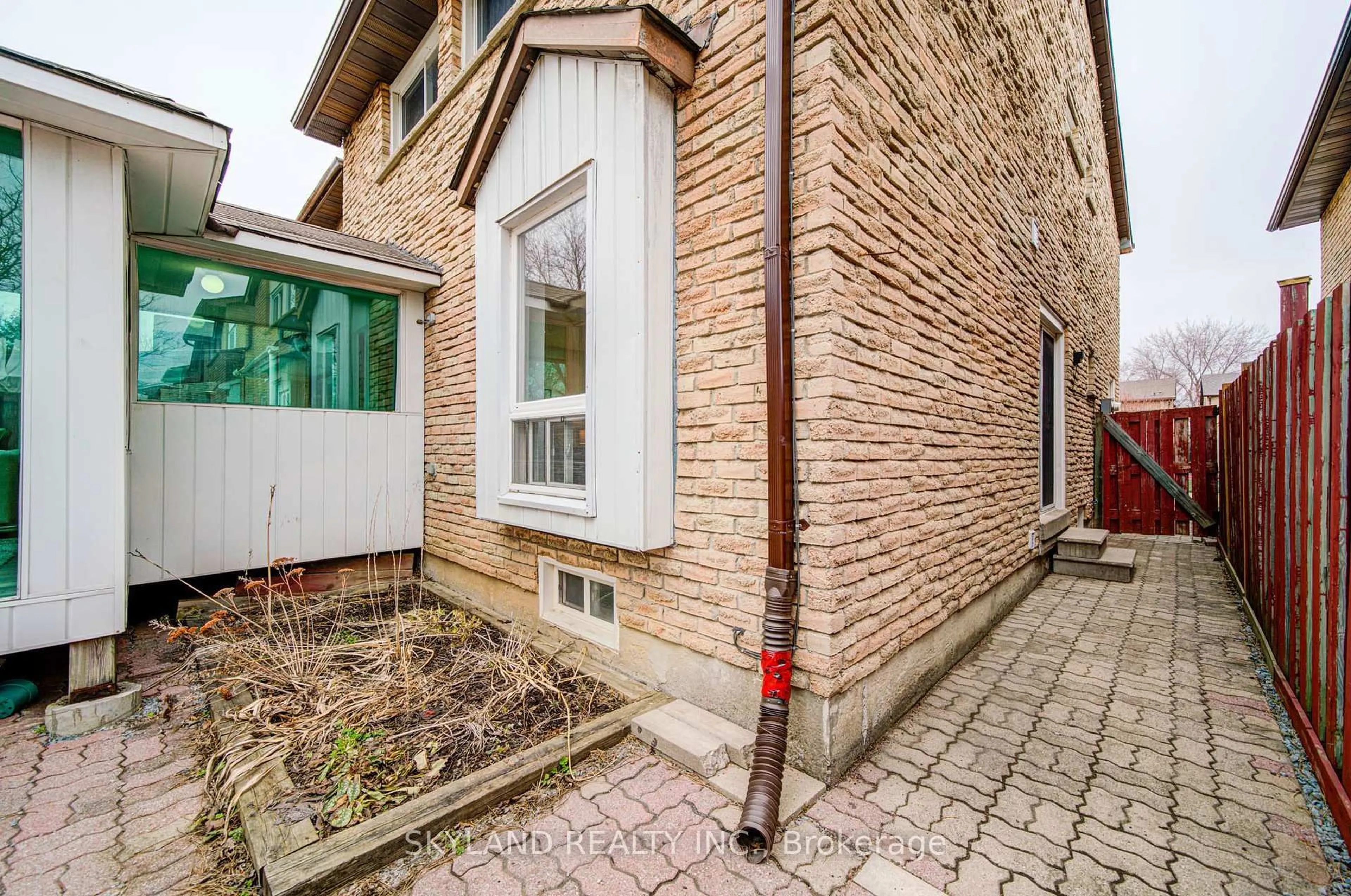 Home with brick exterior material, street for 56 Upton Cres, Markham Ontario L3R 3T4