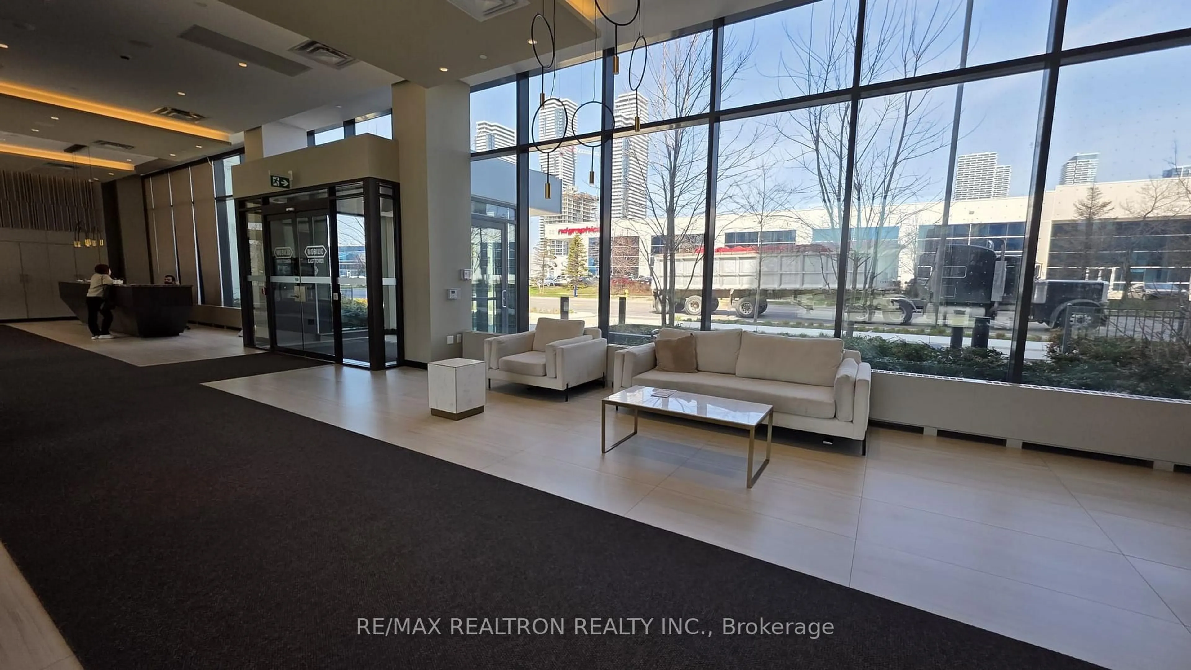 Unknown for 38 Honeycrisp Cres #608, Vaughan Ontario L4K 0M8