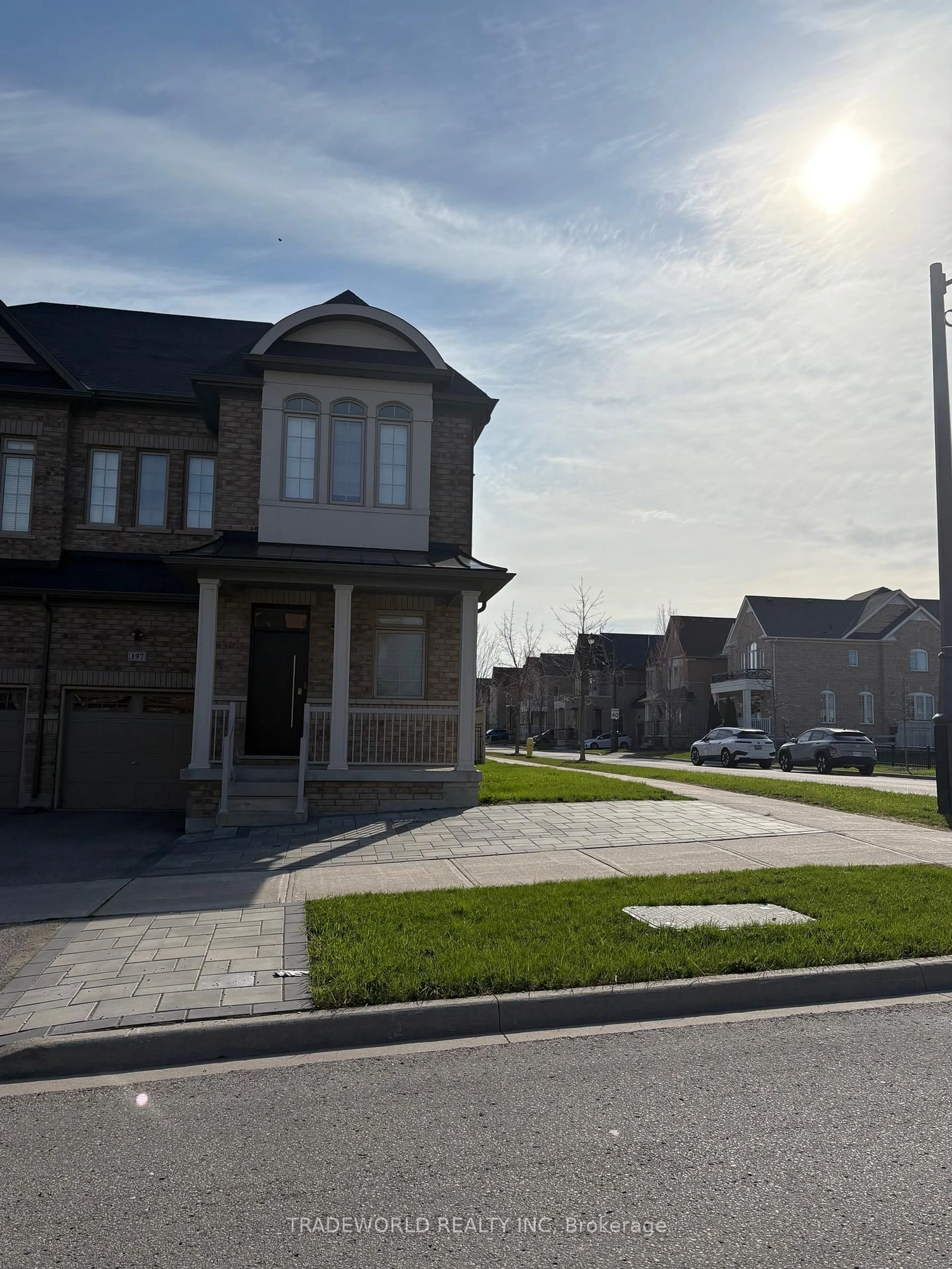 Unknown for 197 Harbord St, Markham Ontario L6C 0X2