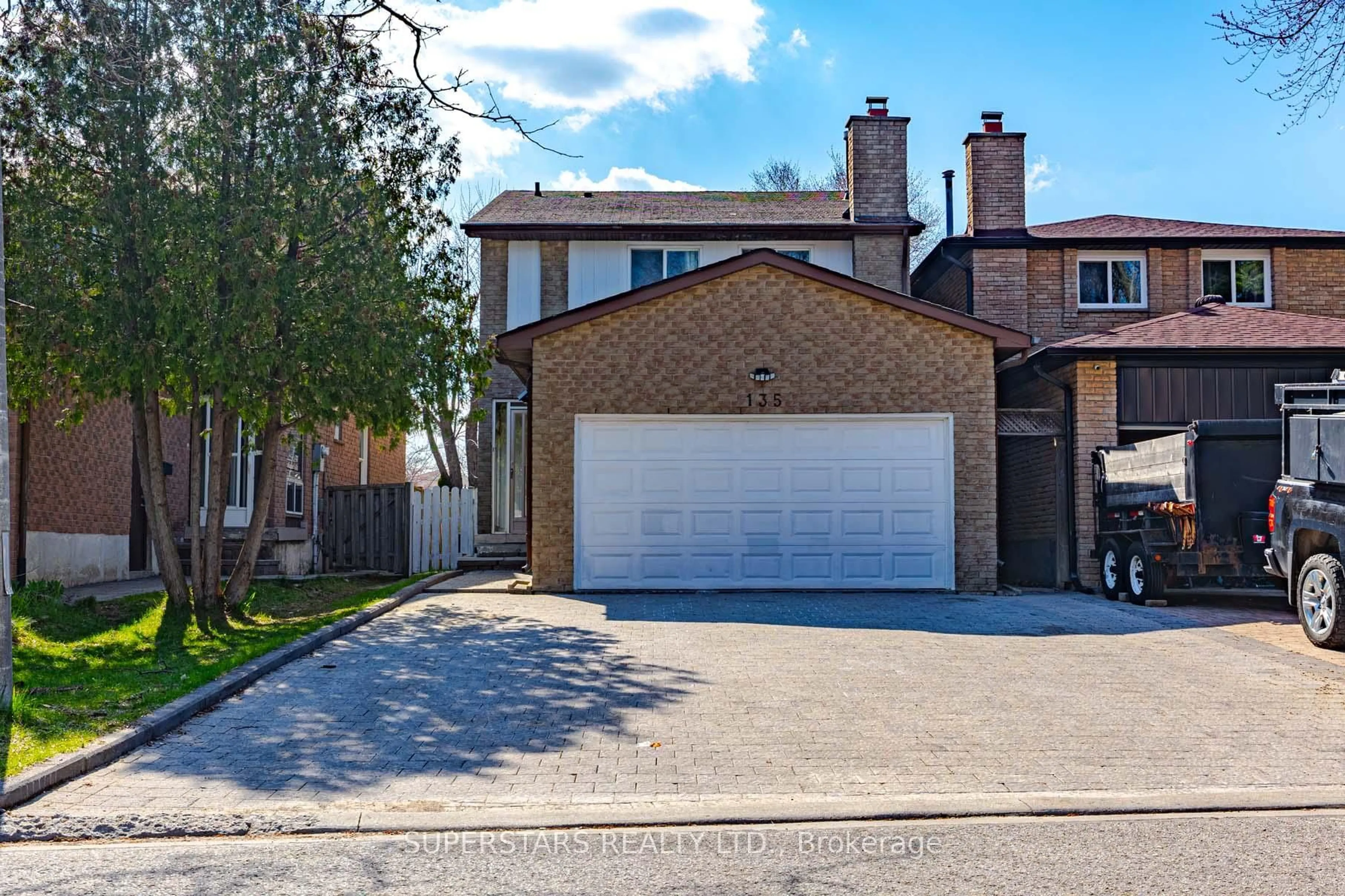 Home with brick exterior material, street for 135 Appleby Cres, Markham Ontario L3R 4L1
