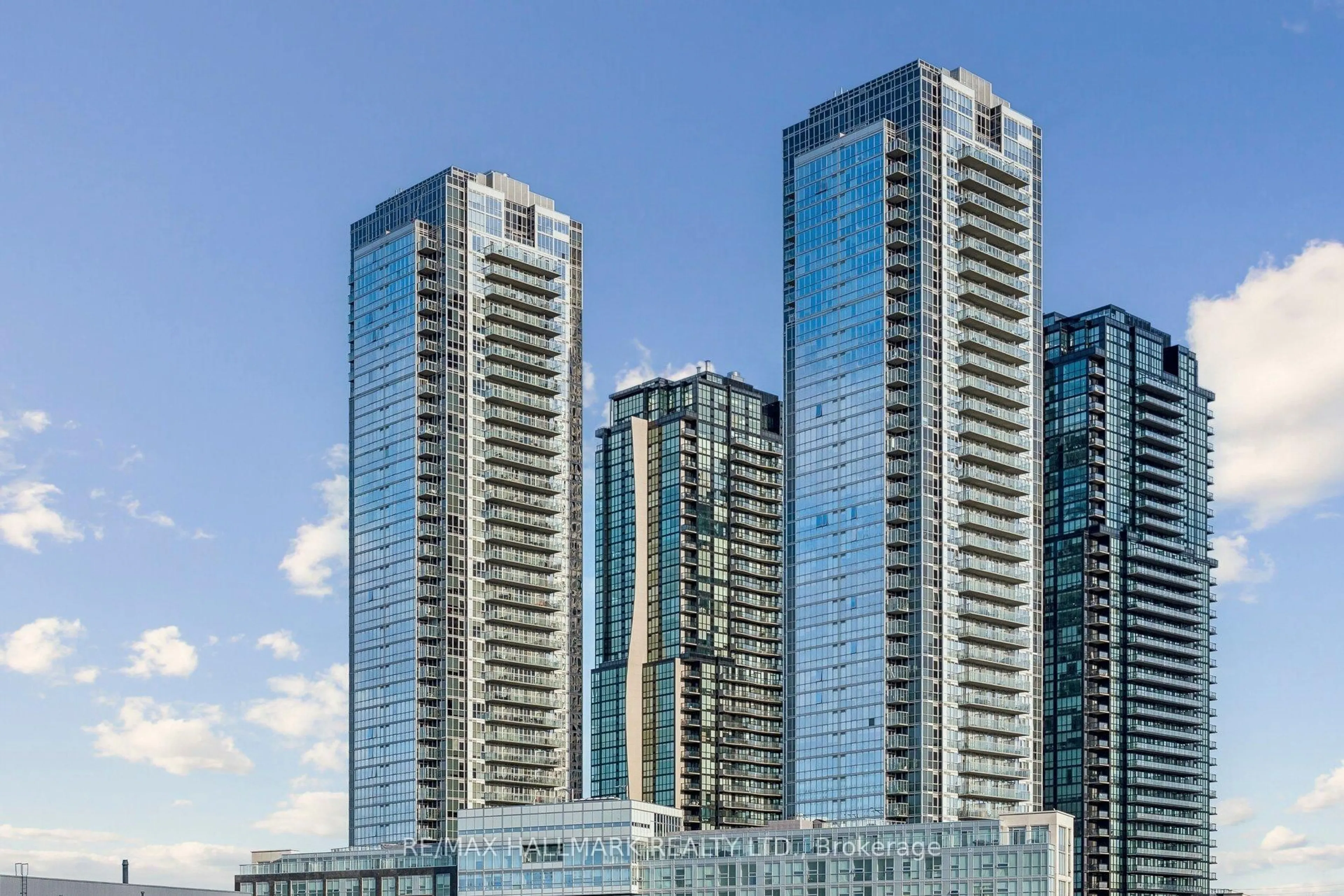 Balcony in the apartment, city buildings view from balcony for 2908 Highway 7 Rd #PH3804, Vaughan Ontario L4K 0K5