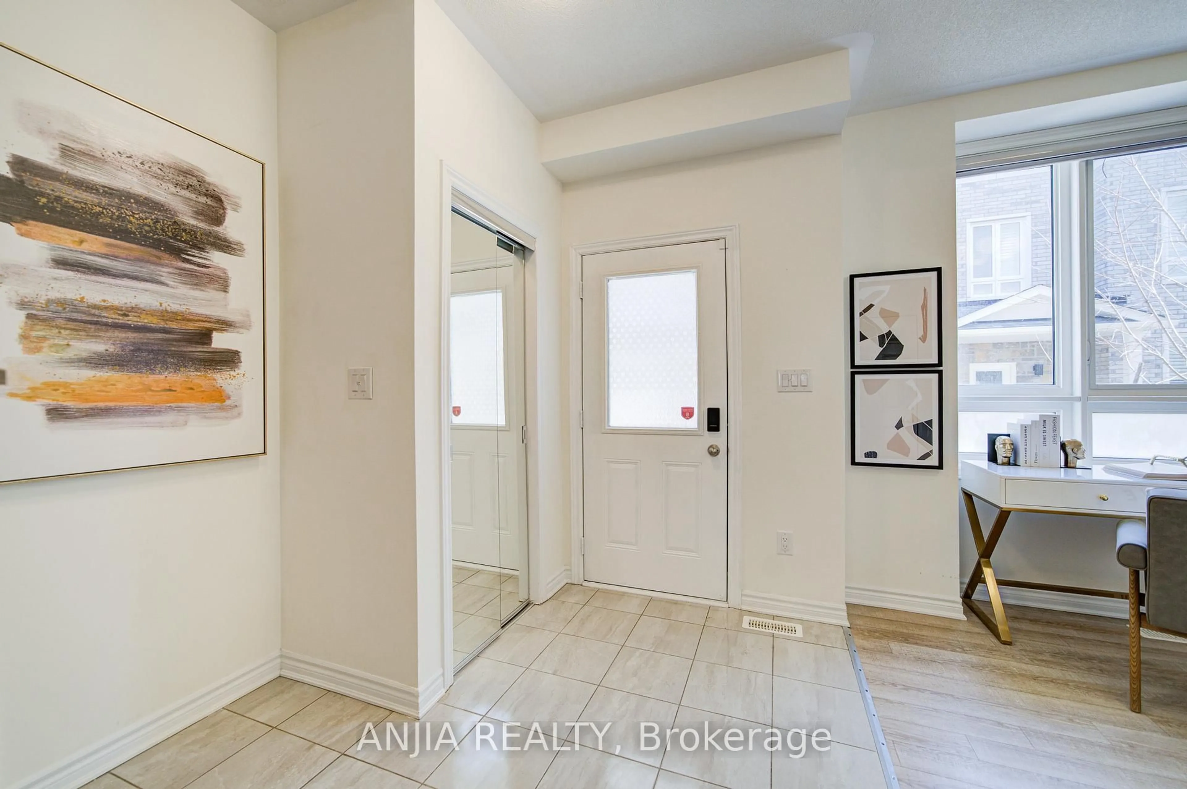 Indoor entryway for 64 Chicago Lane, Markham Ontario L6E 2C1