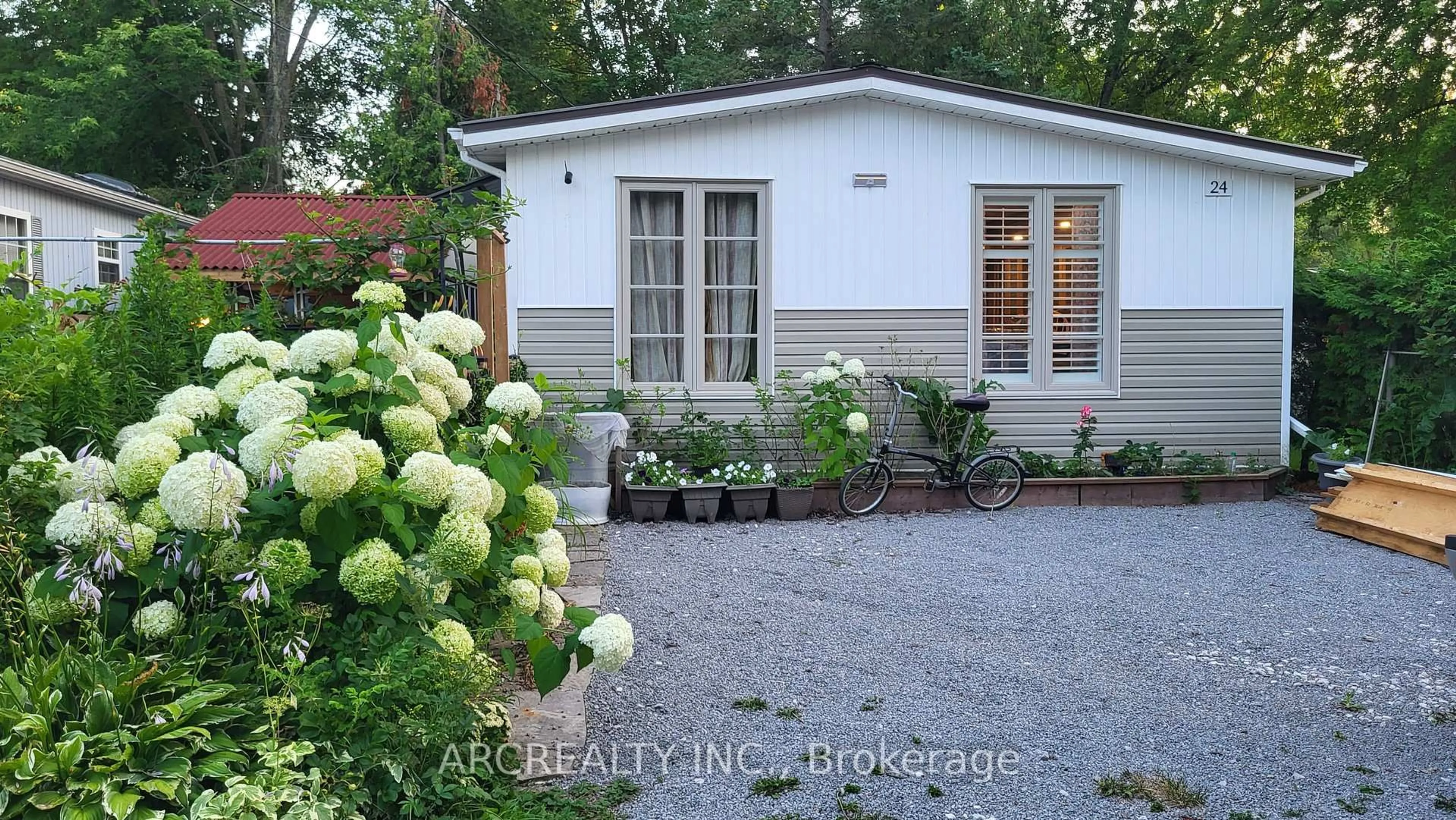 Unknown for 24 Chickadee Crt, Georgina Ontario L0E 1N0