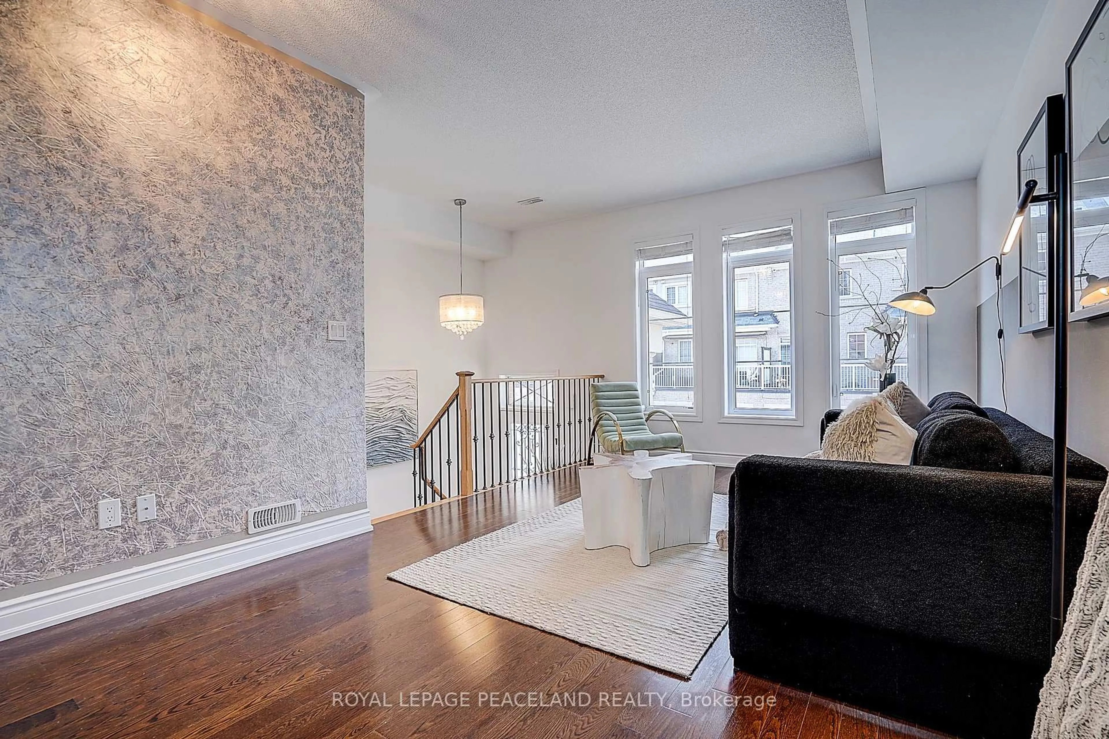 Living room with furniture, unknown for 63 Mack Clement Lane, Richmond Hill Ontario L4S 2P7