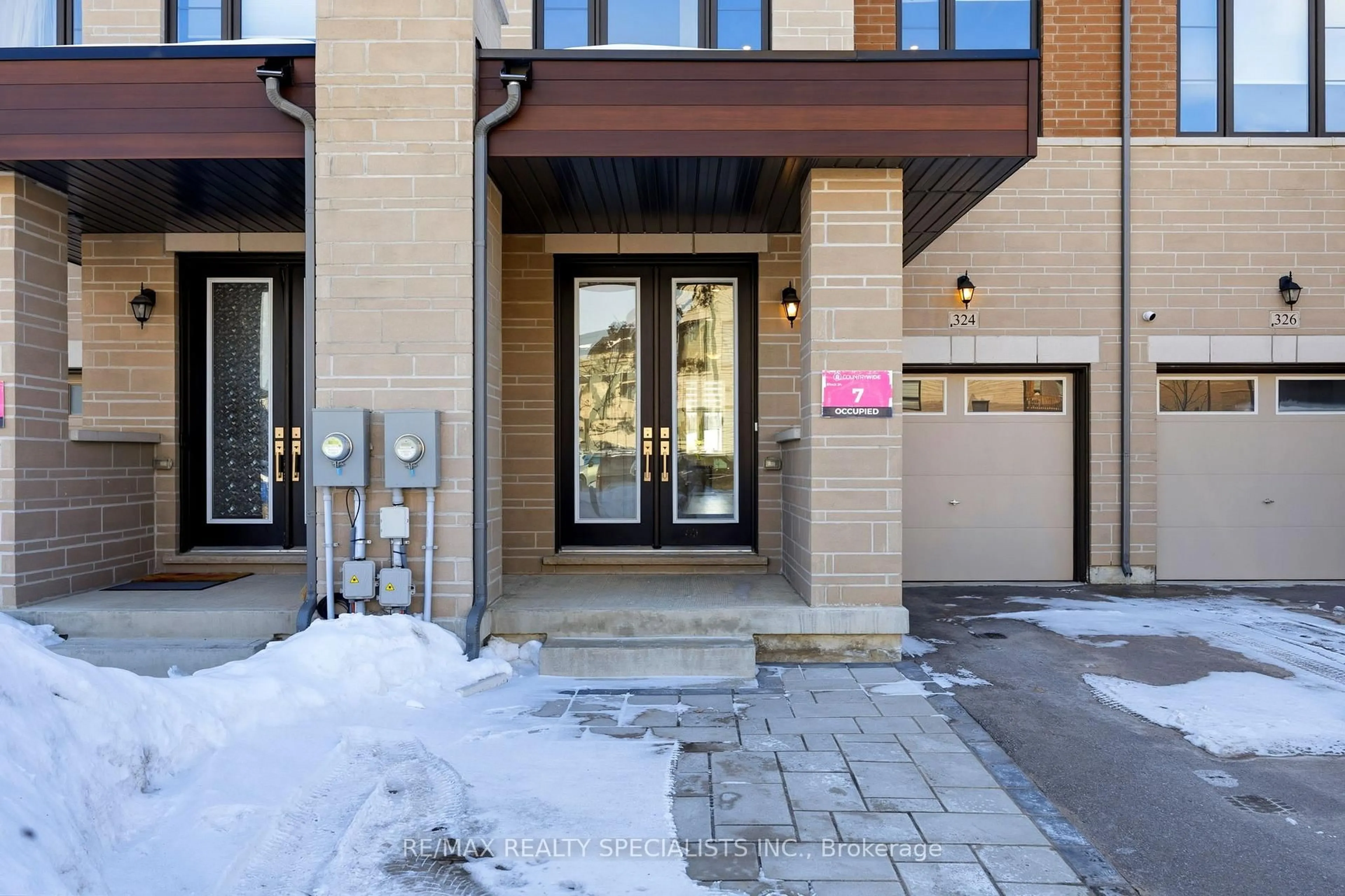 Unknown for 324 Laplante St, Newmarket Ontario L3X 0M8