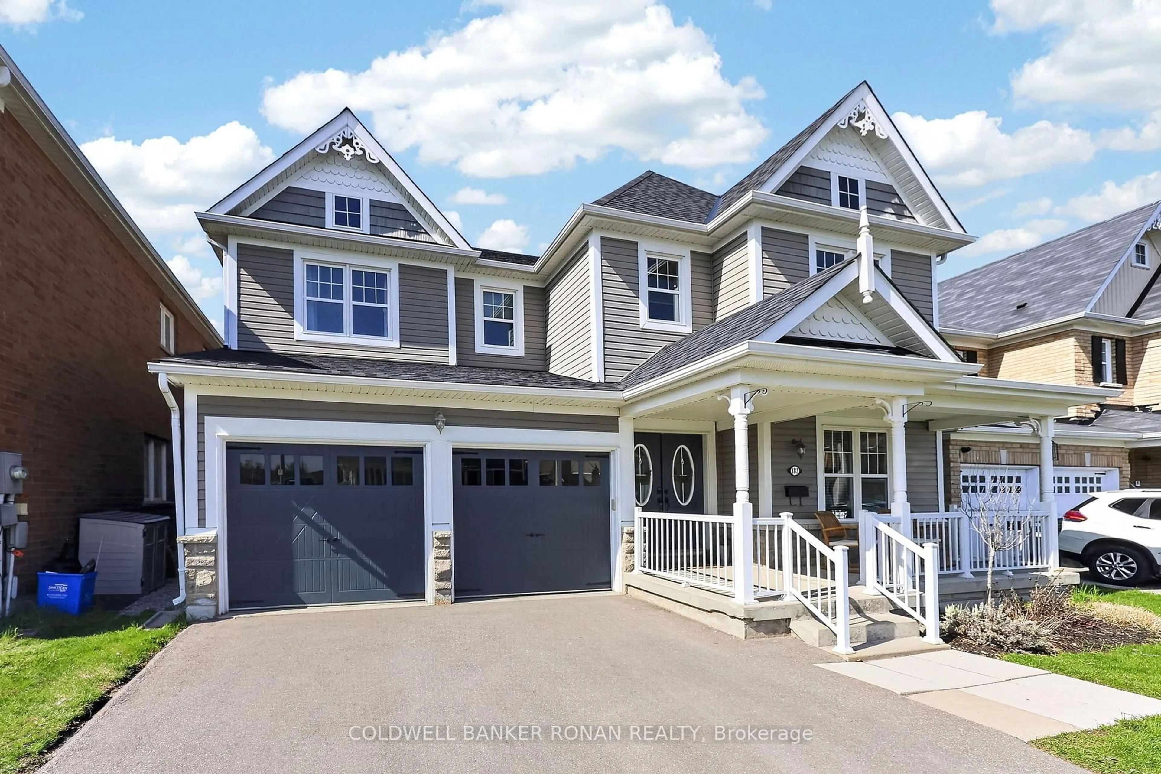 Home with vinyl exterior material, street for 182 Shephard Ave, New Tecumseth Ontario L9R 0K1