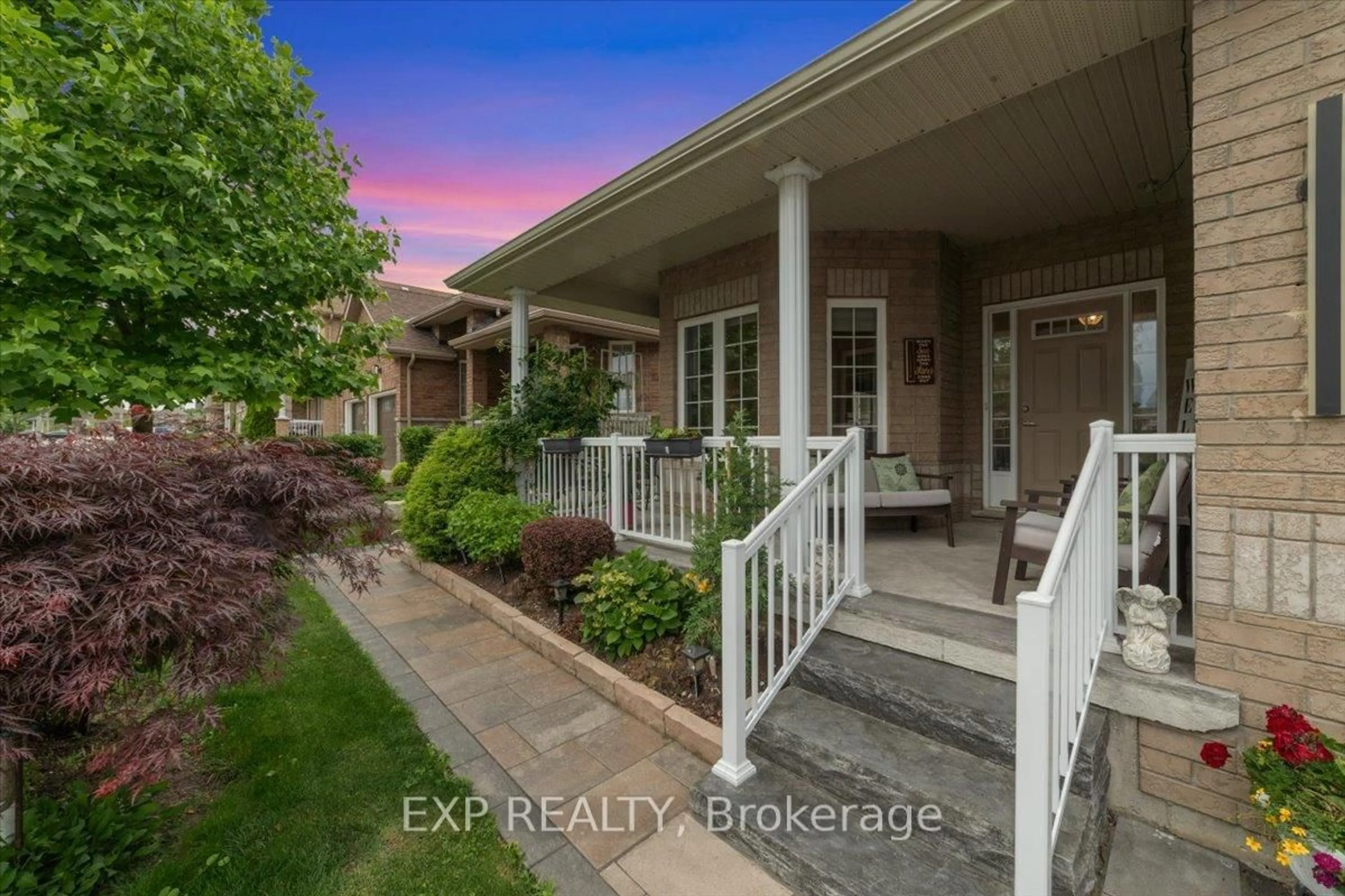 Indoor entryway for 1376 Butler St, Innisfil Ontario L9S 0H2