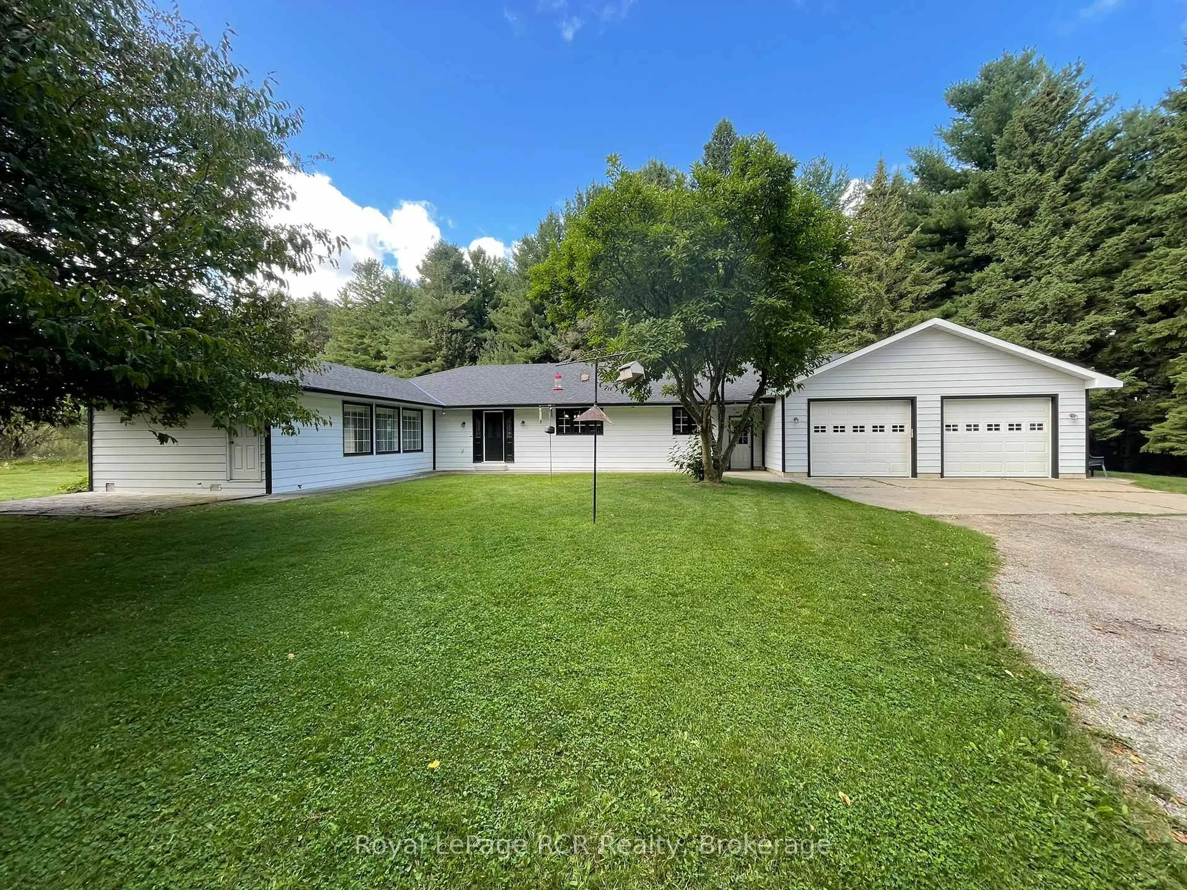 A pic from outside/outdoor area/front of a property/back of a property/a pic from drone, unknown for 1922 Concession 4 Rd, Adjala-Tosorontio Ontario L0G 1L0