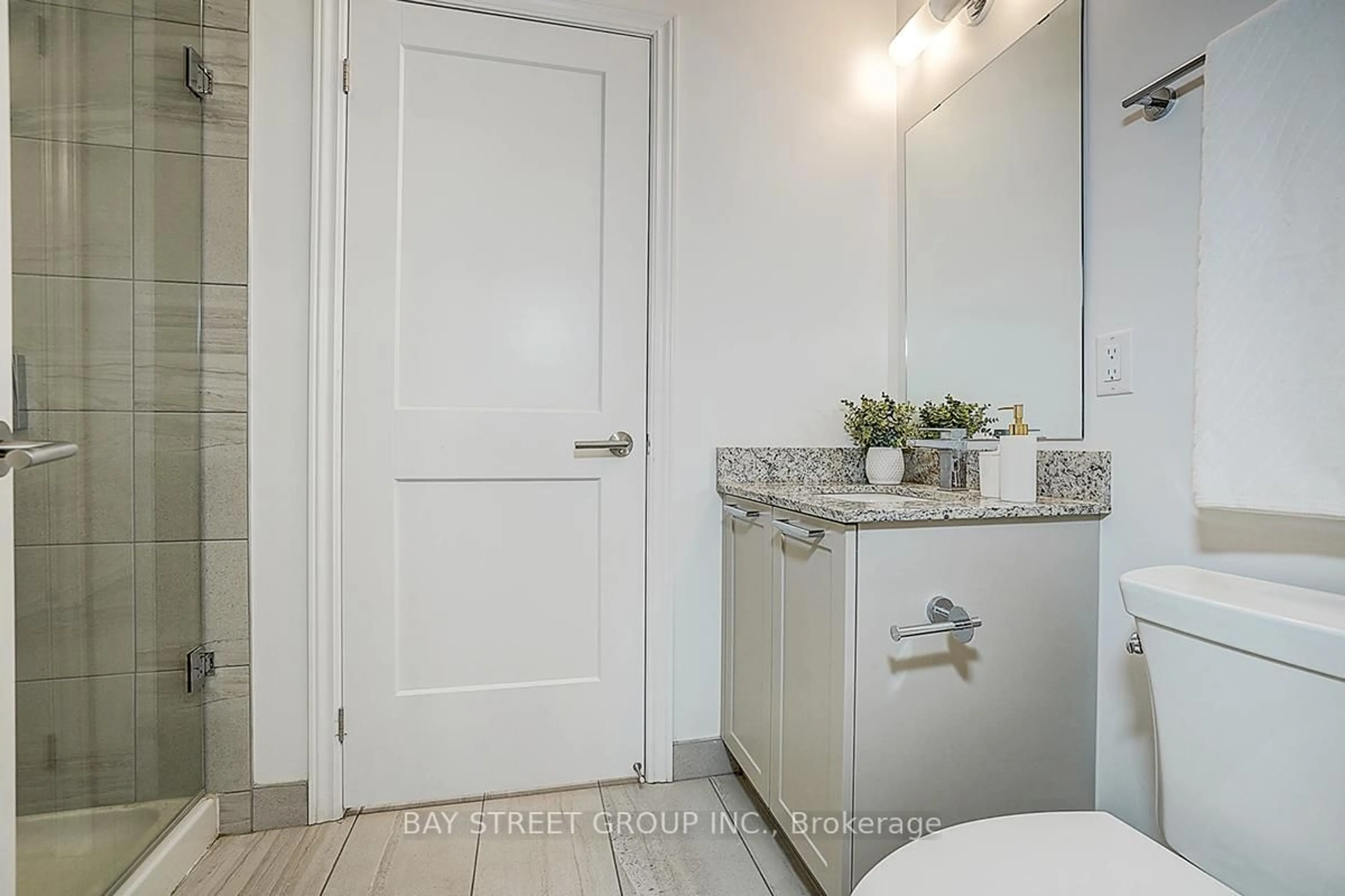 Unknown for 74 Village Pkwy, Markham Ontario L3R 4Z7