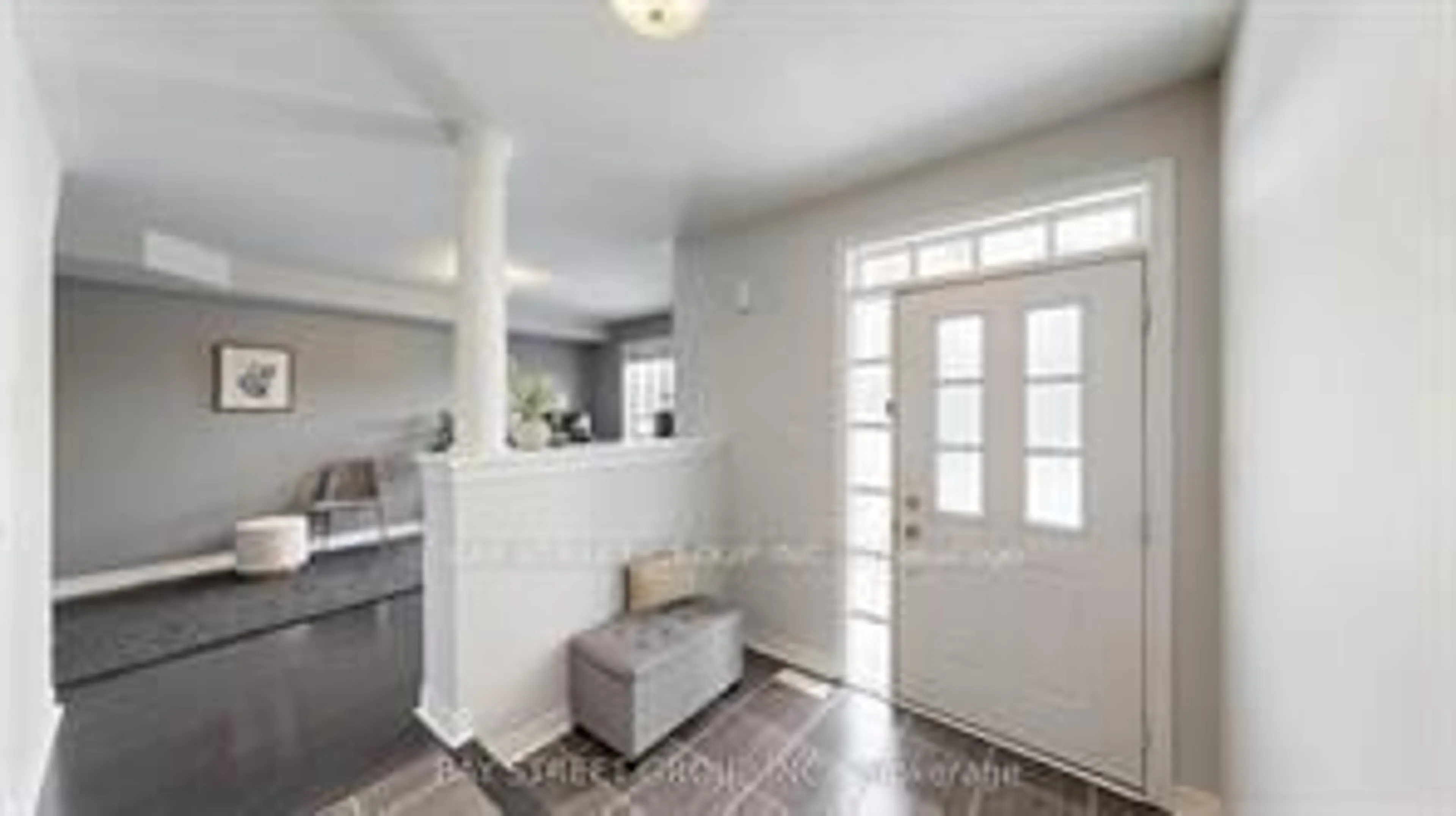 Indoor entryway for 2914 Elgin Mills Rd, Markham Ontario L6C 0E5