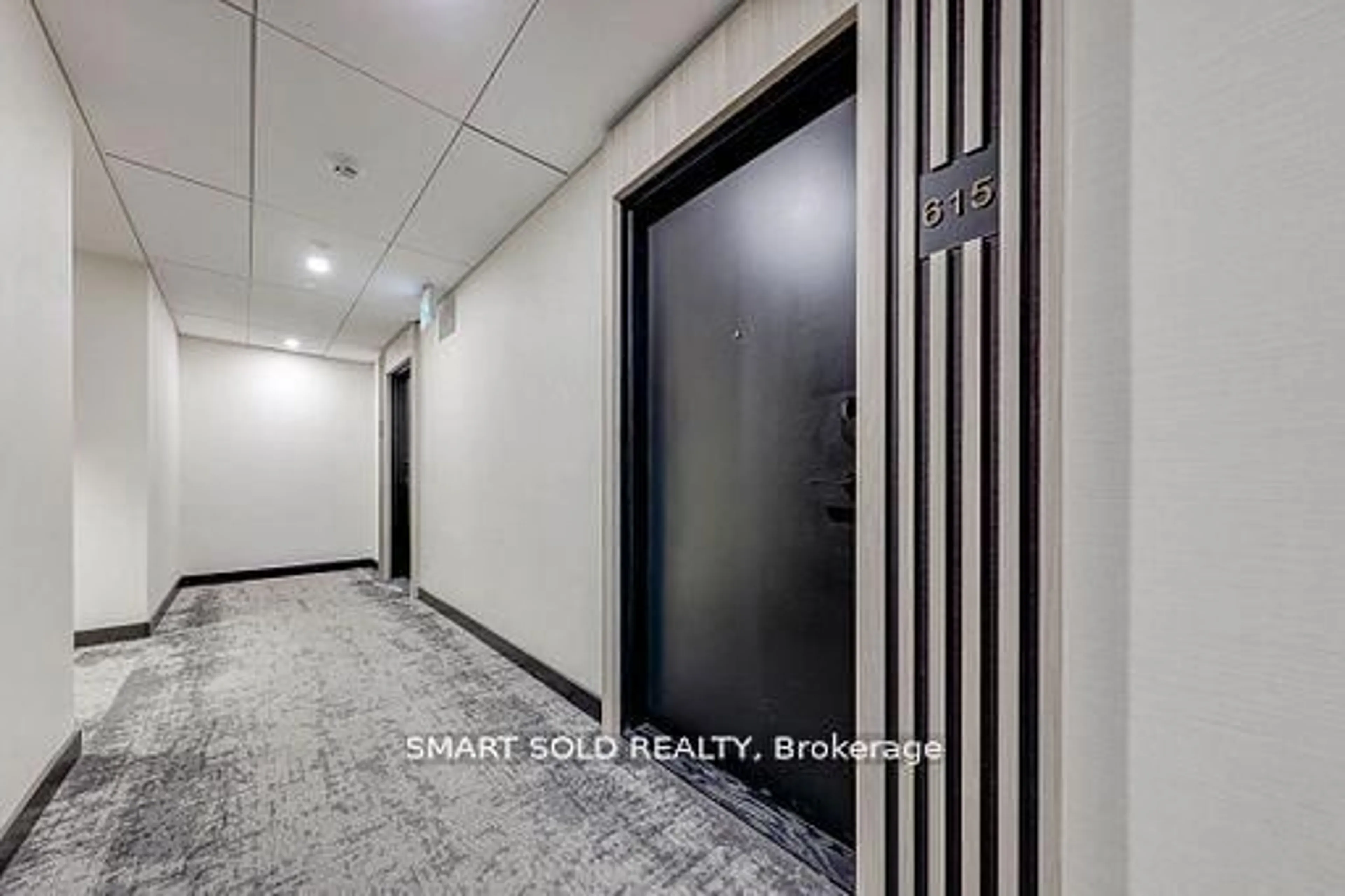 Indoor foyer for 38 Andre De Grasse St #D615, Markham Ontario L6G 0G4