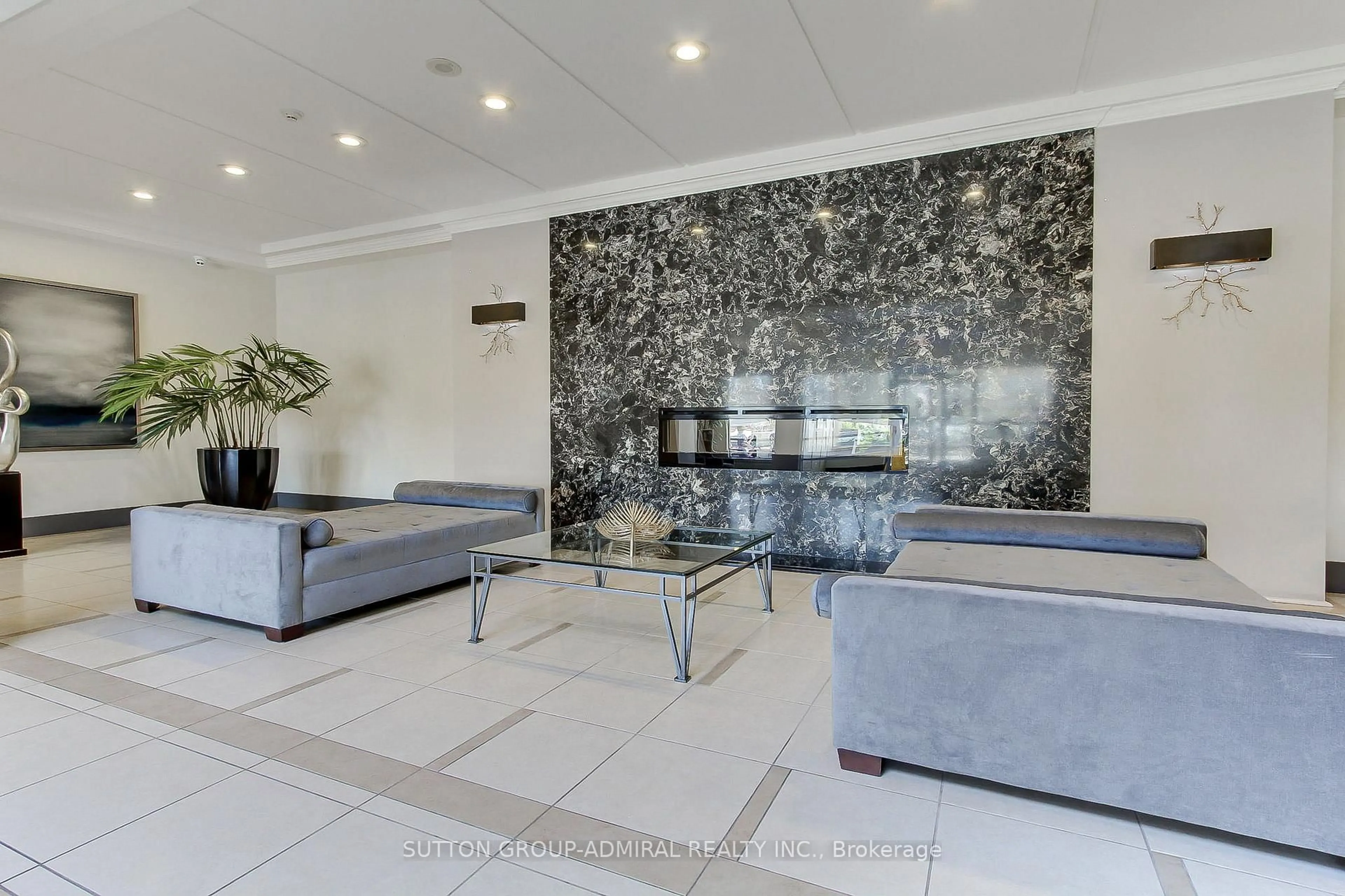 Lobby for 50 DISERA Dr #905, Vaughan Ontario L4J 9G1