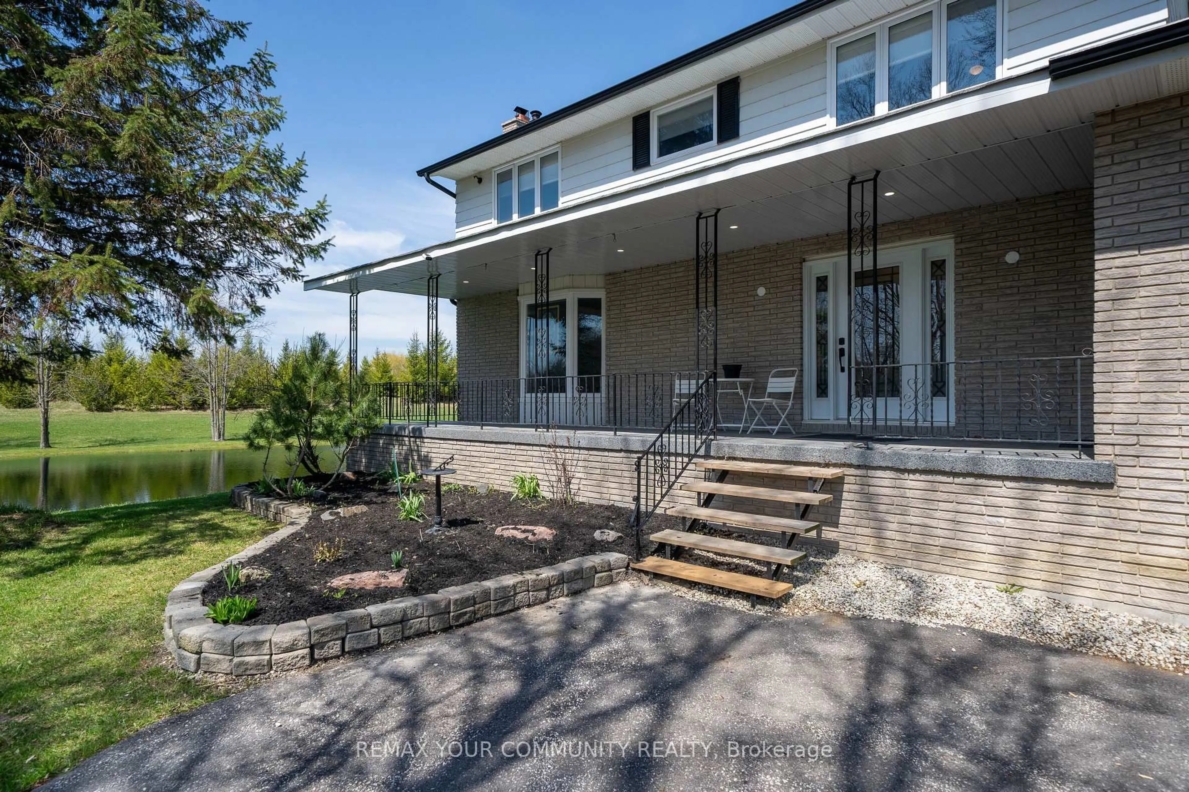 Unknown for 3252 15th Sdrd, New Tecumseth Ontario L0G 1A0