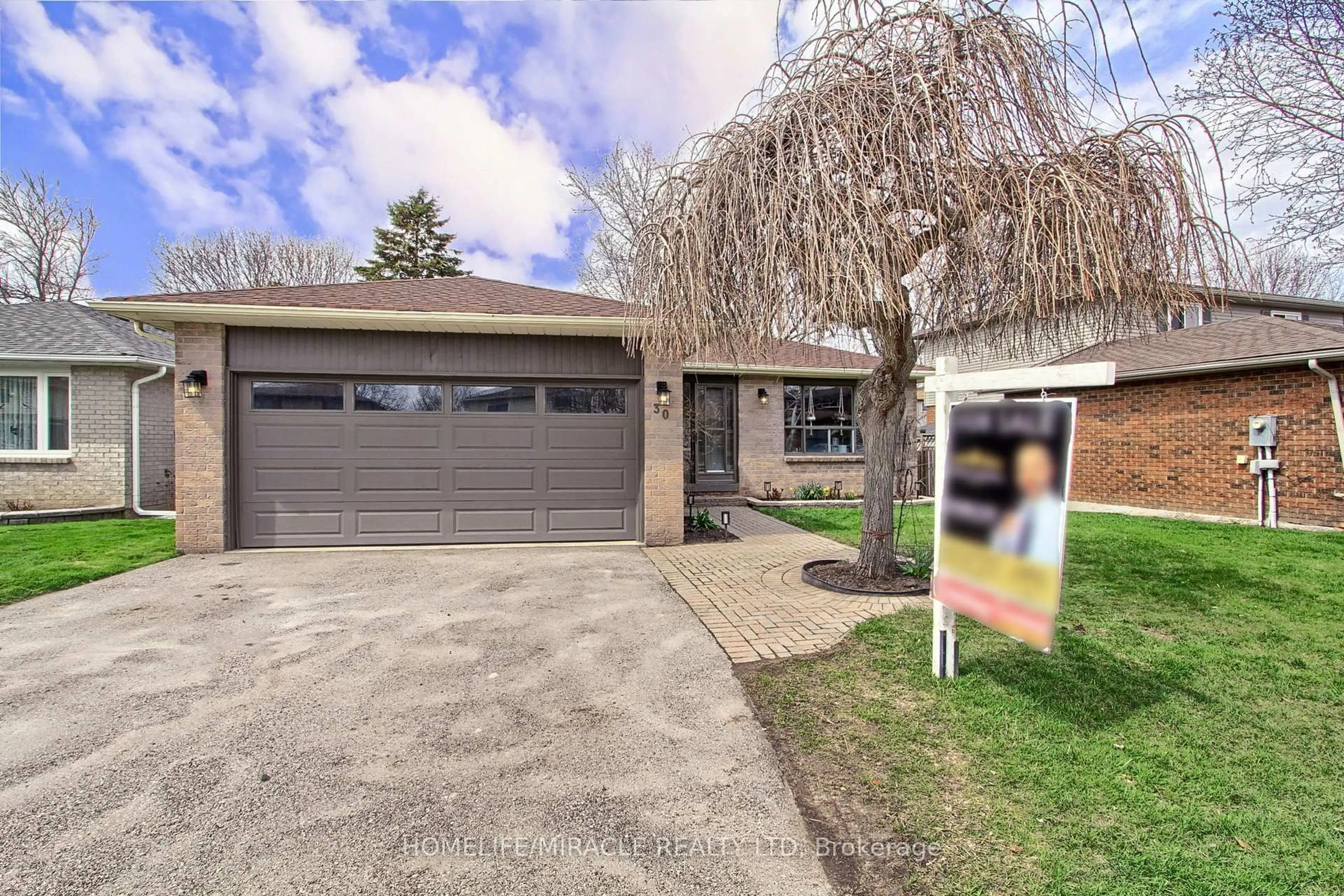 Unknown for 30 Northgate Dr, Bradford West Gwillimbury Ontario L3Z 2H5