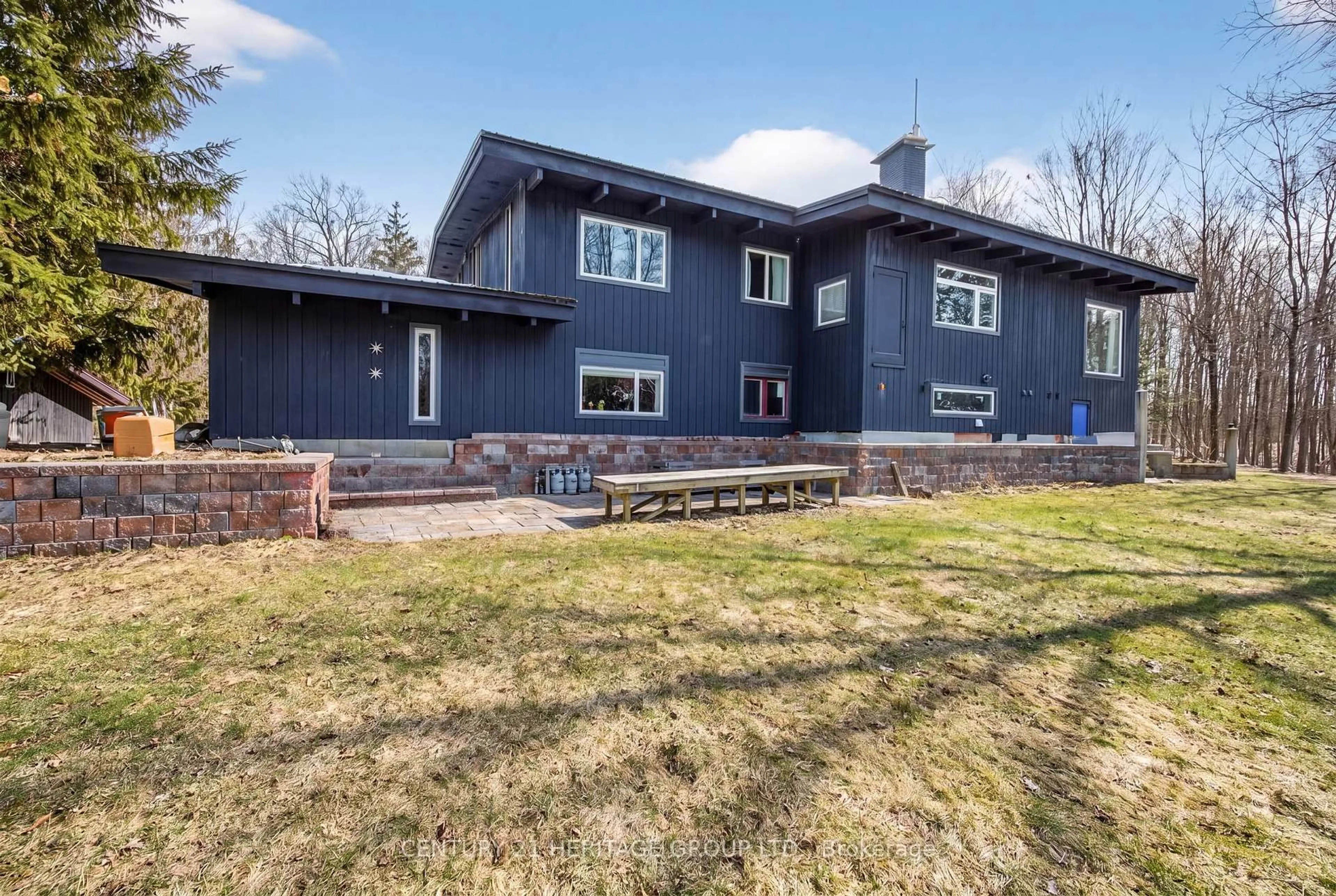 Home with brick exterior material, unknown for 4074 St. John's Sdrd, Whitchurch-Stouffville Ontario L4A 2T7