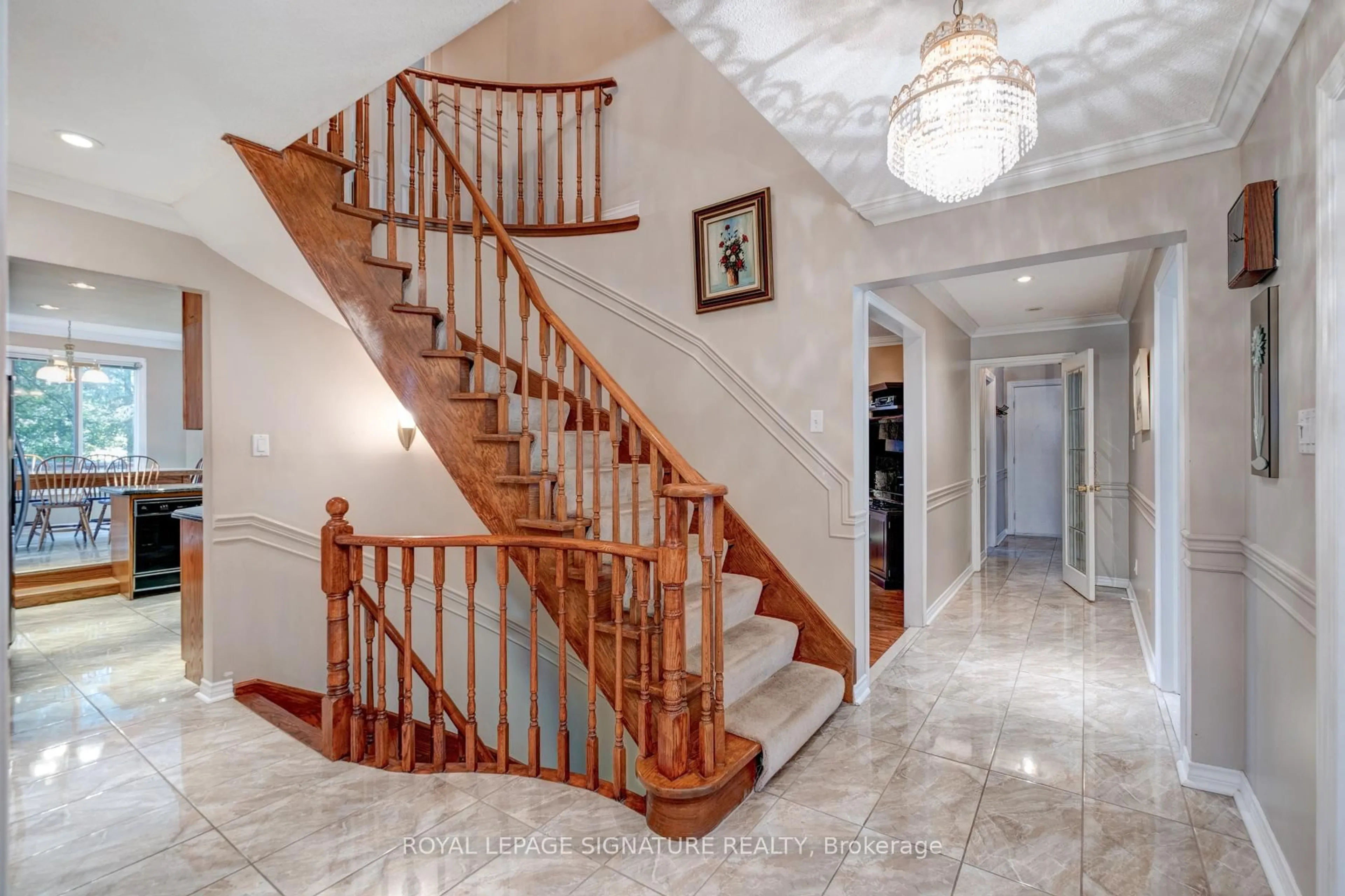 Unknown for 4 Ruth Crt, Whitchurch-Stouffville Ontario L4A 2E3