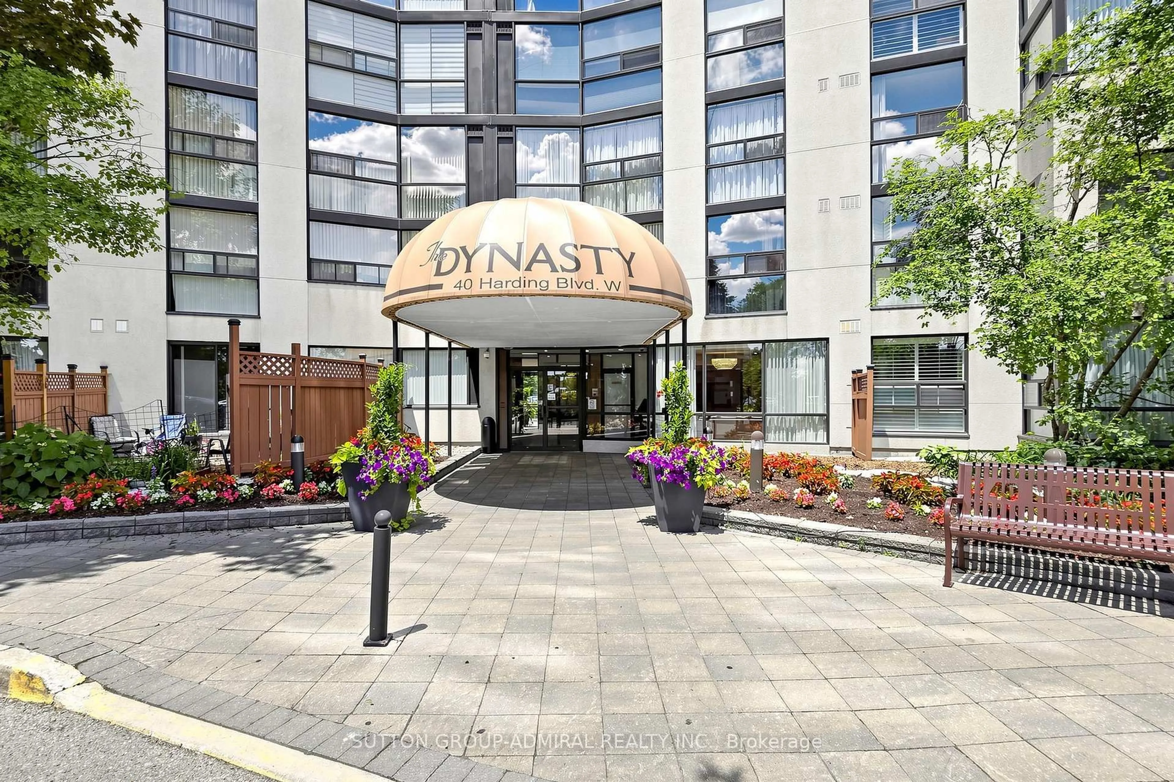 Unknown for 40 Harding Blvd #514, Richmond Hill Ontario L4C 9S5