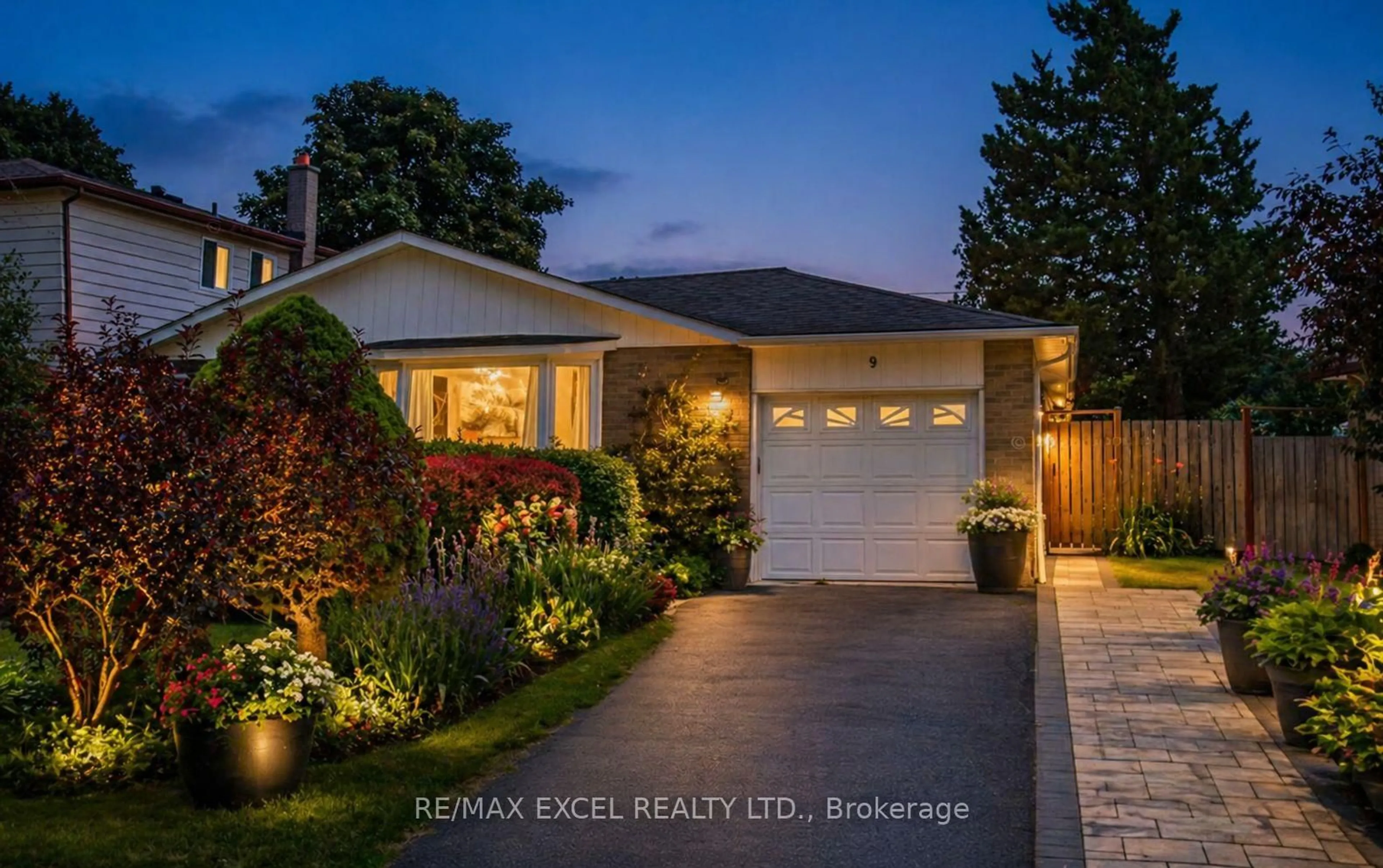 Unknown for 9 Glamis Pl, Markham Ontario L3T 3G7