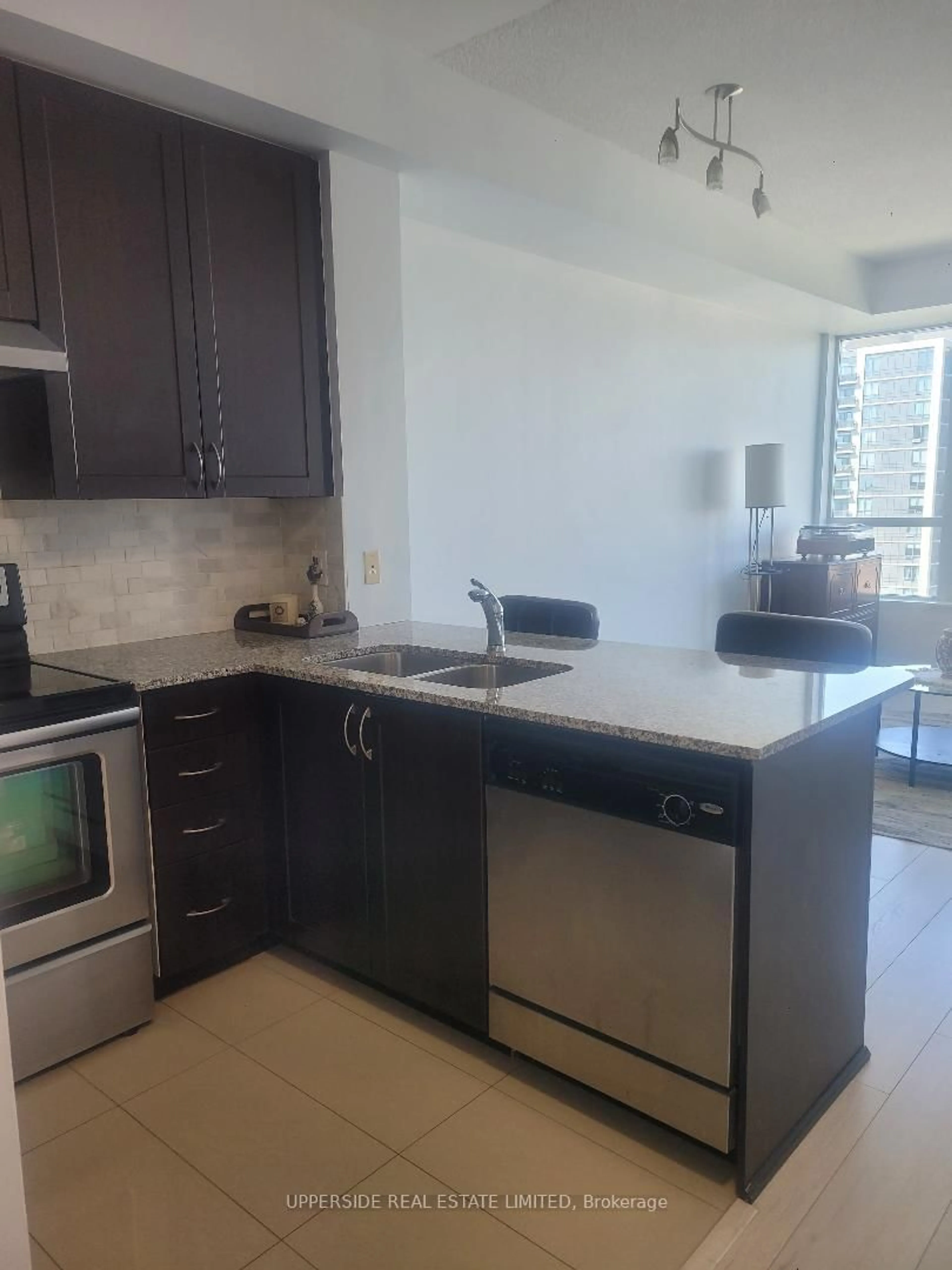 Standard kitchen, unknown for 20 North Park Rd #1409, Vaughan Ontario L4J 0G7