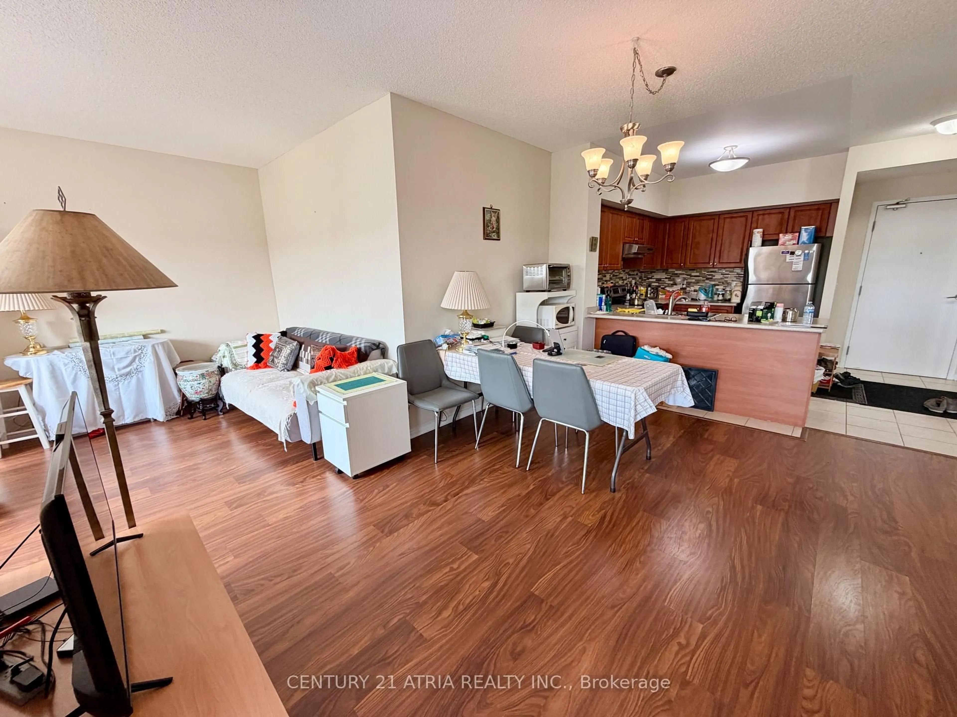 Unknown for 9431 Jane St #202, Vaughan Ontario L6A 4H9