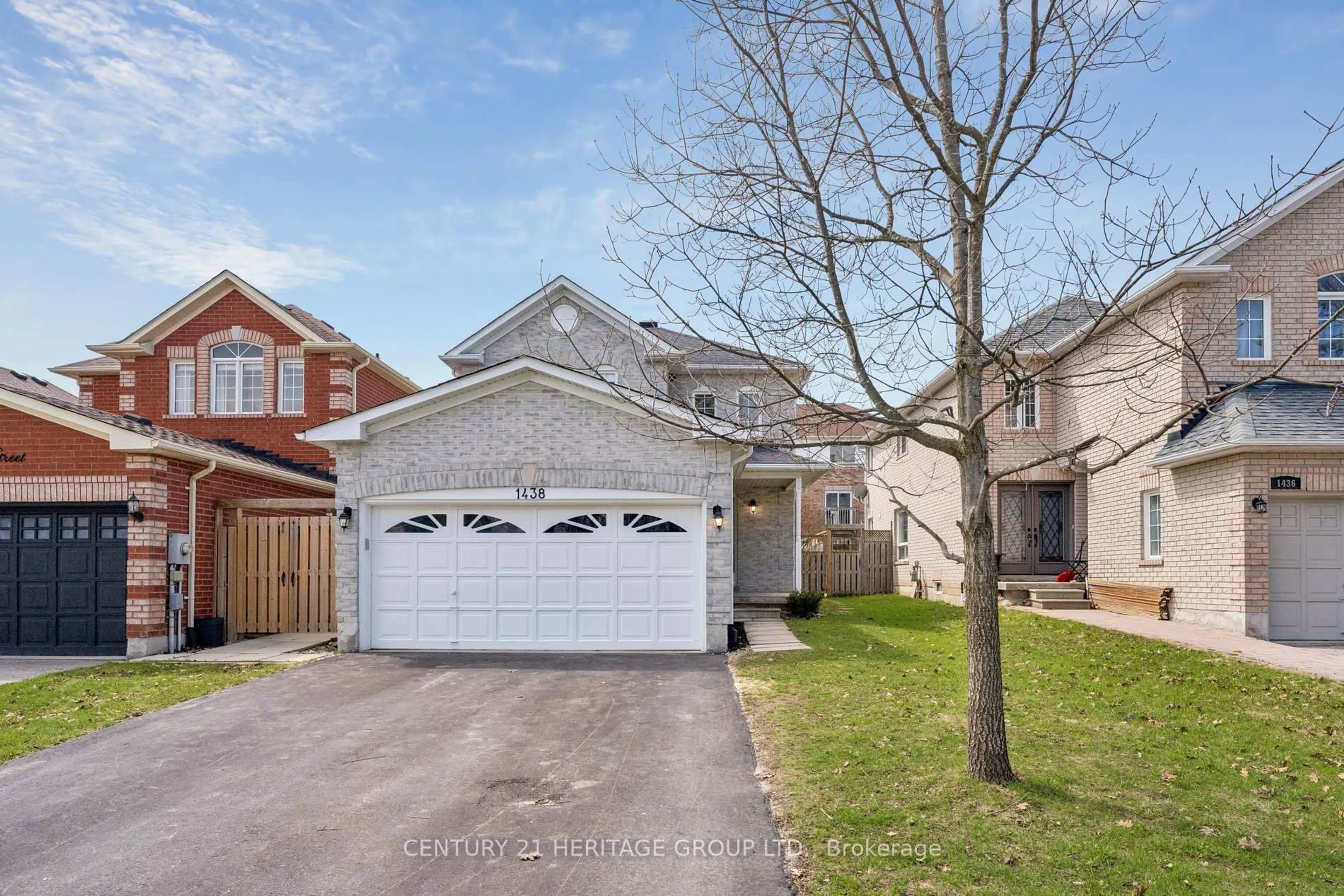 Unknown for 1438 Forest St, Innisfil Ontario L9S 4Y3