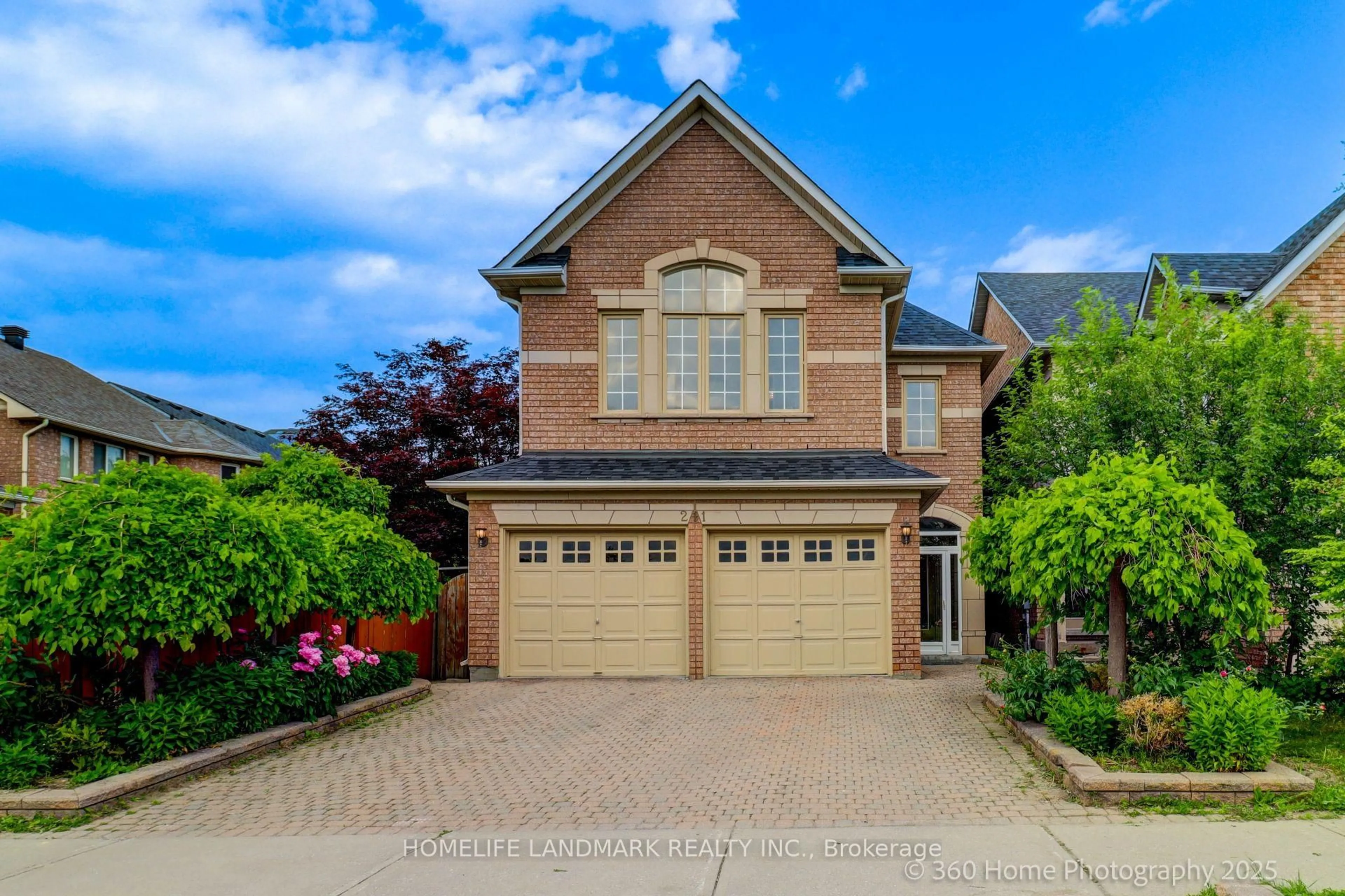 Home with brick exterior material, street for 211 Frank Endean Rd, Richmond Hill Ontario L4S 2C6