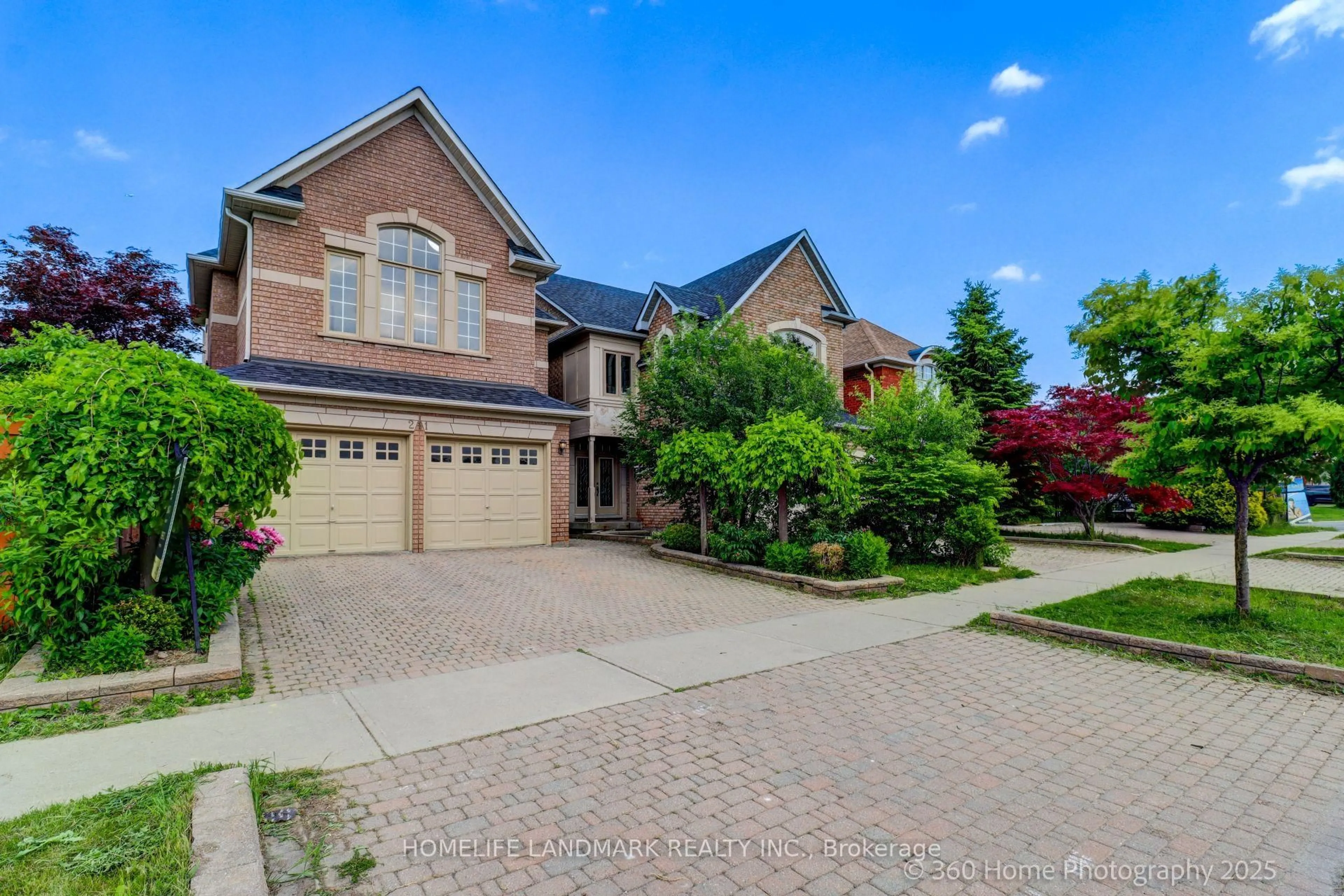 Home with brick exterior material, street for 211 Frank Endean Rd, Richmond Hill Ontario L4S 2C6