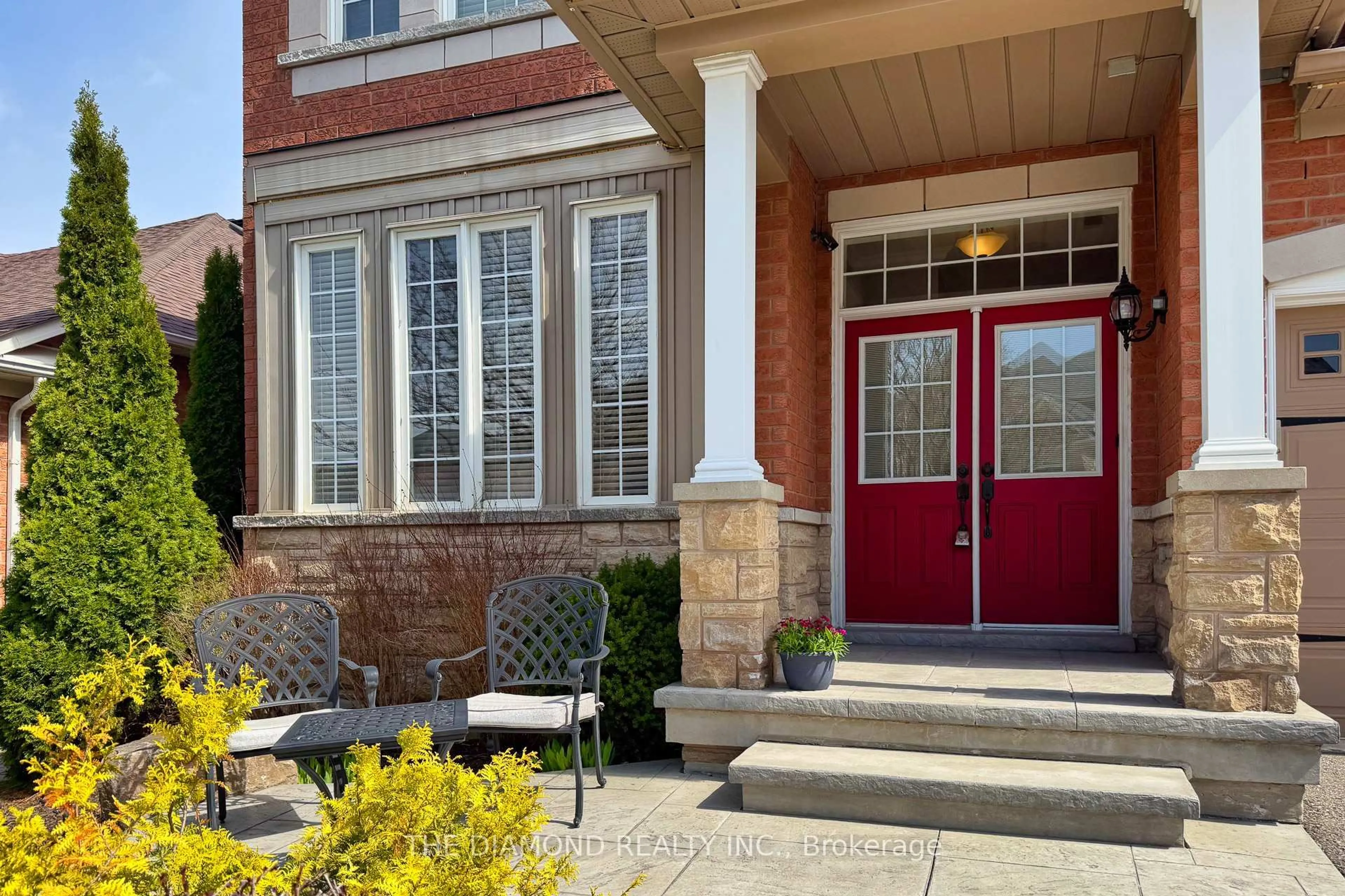 Unknown for 9 Amos Crt, Markham Ontario L6E 2E9