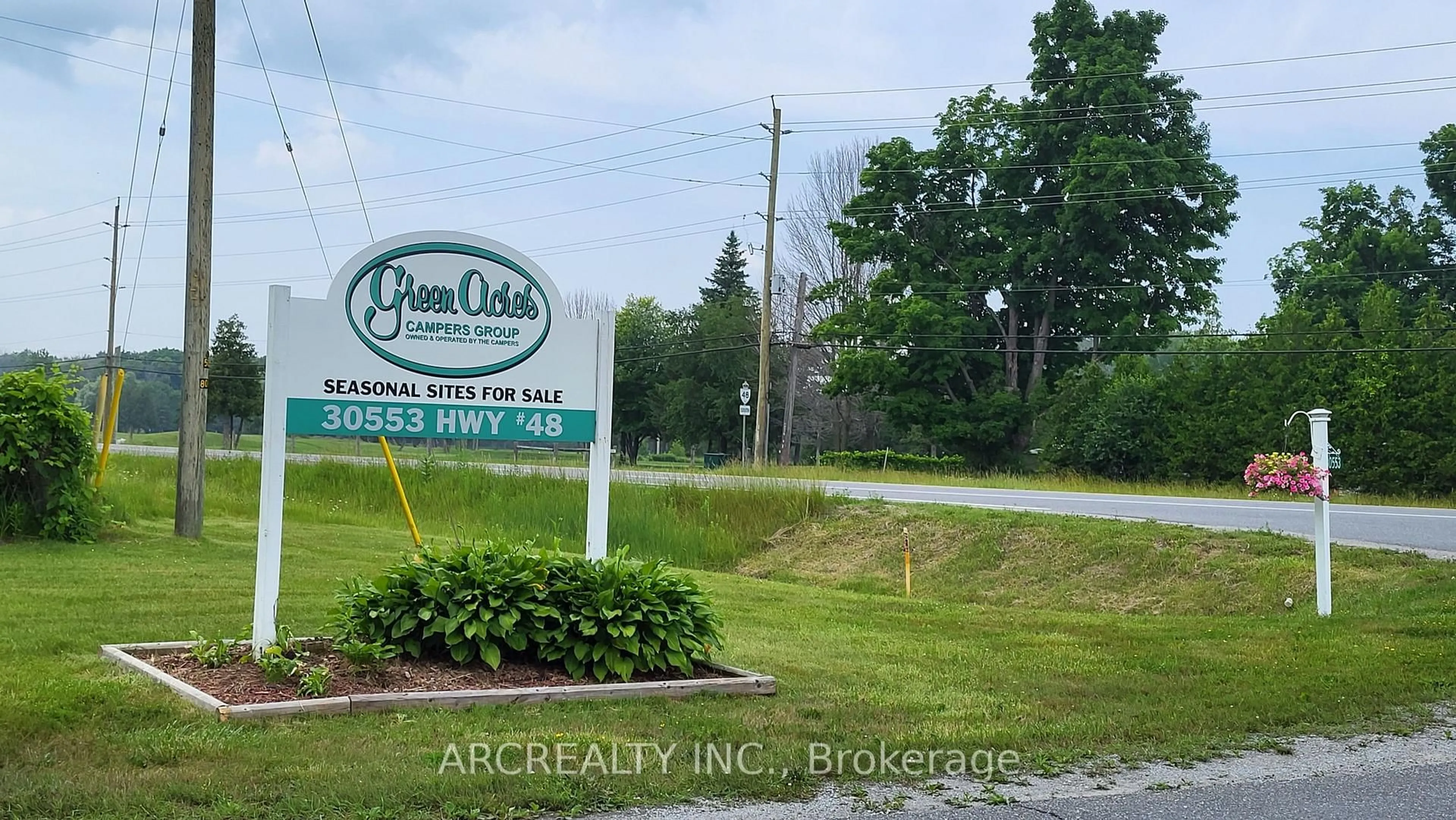 Unknown for 13 Horseshoe Circ, Georgina Ontario L0E 1N0