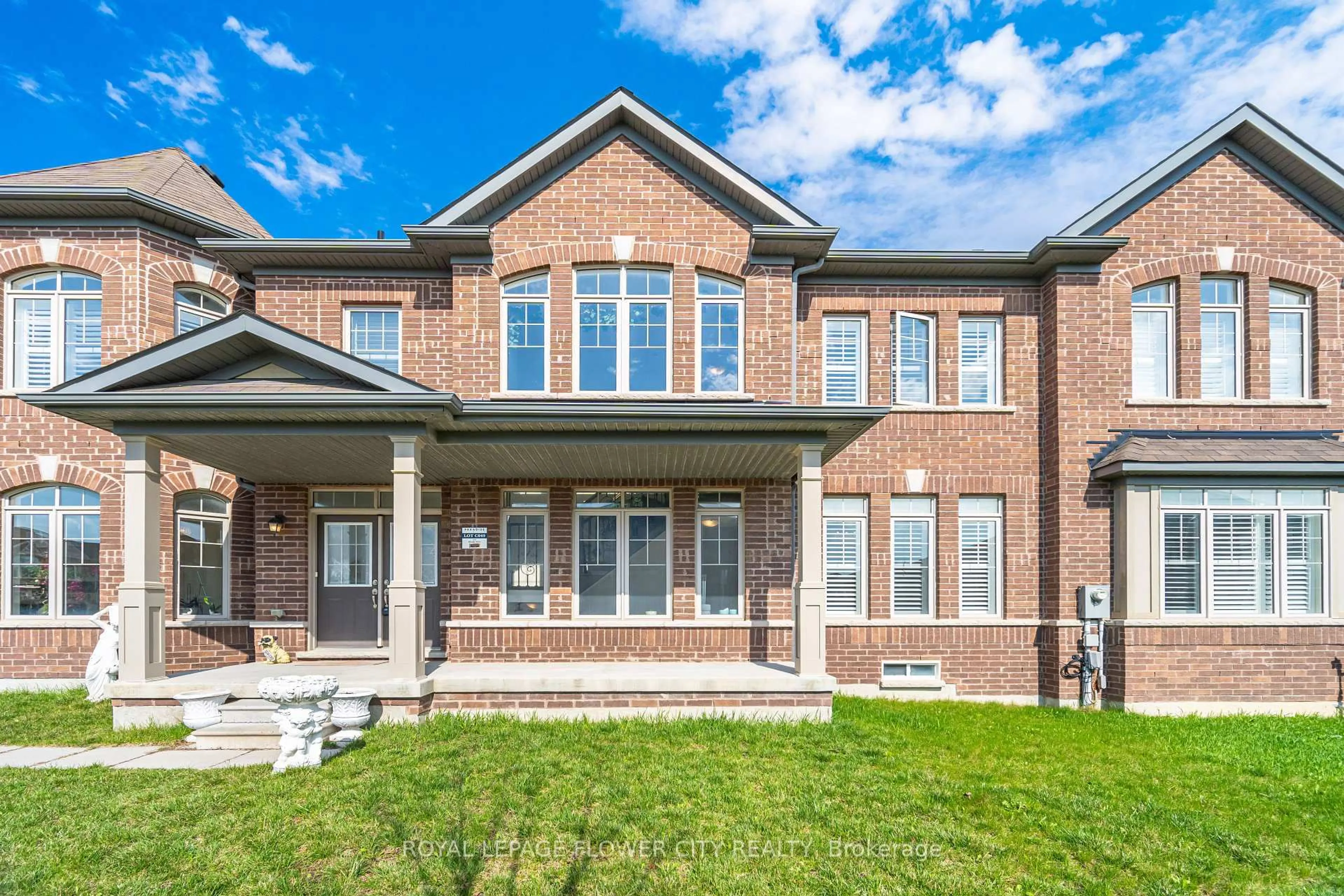 Home with brick exterior material, street for 572 Mactier Dr, Vaughan Ontario L4H 4T9