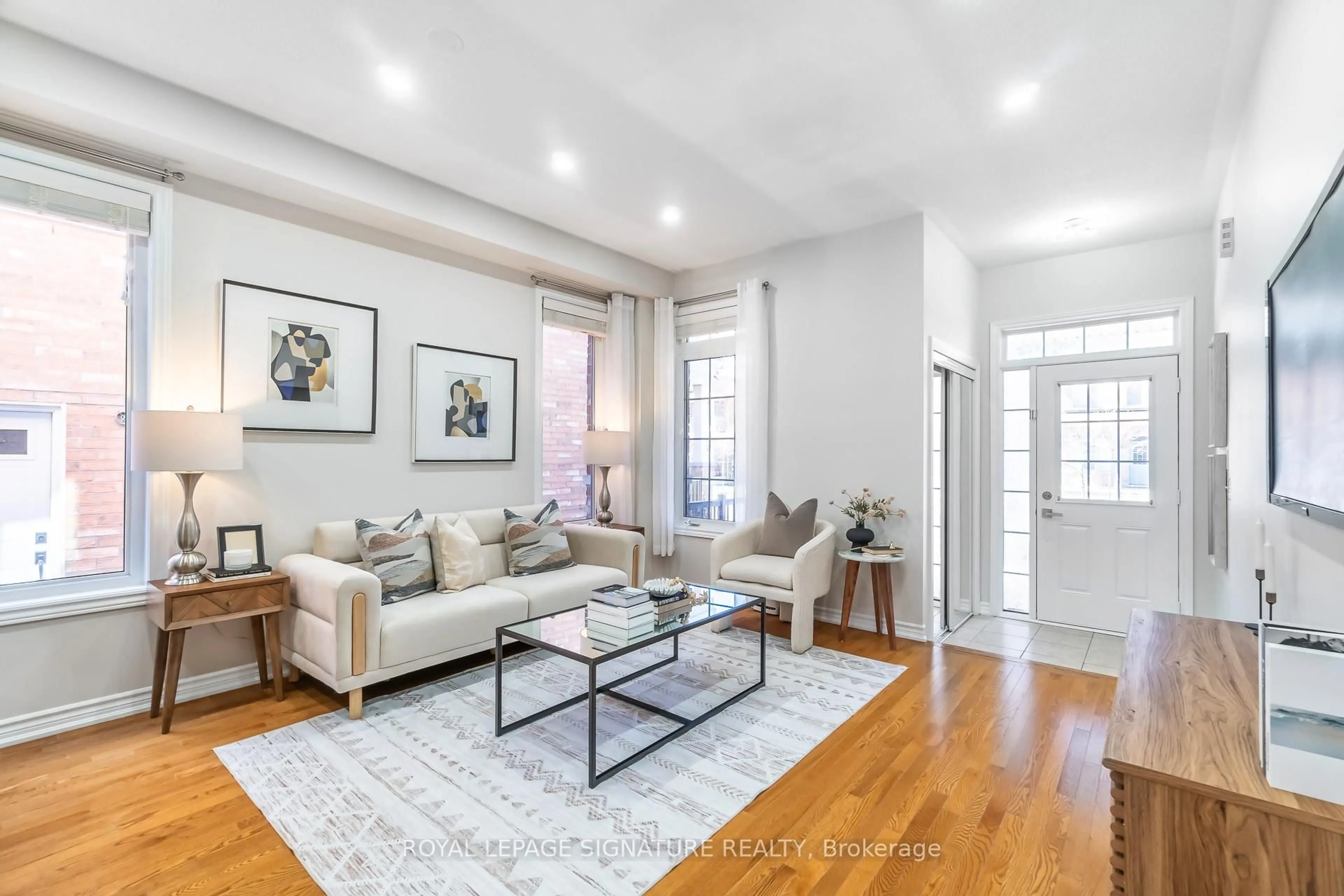 Living room with furniture, unknown for 142 Maria Rd, Markham Ontario L6E 0L9