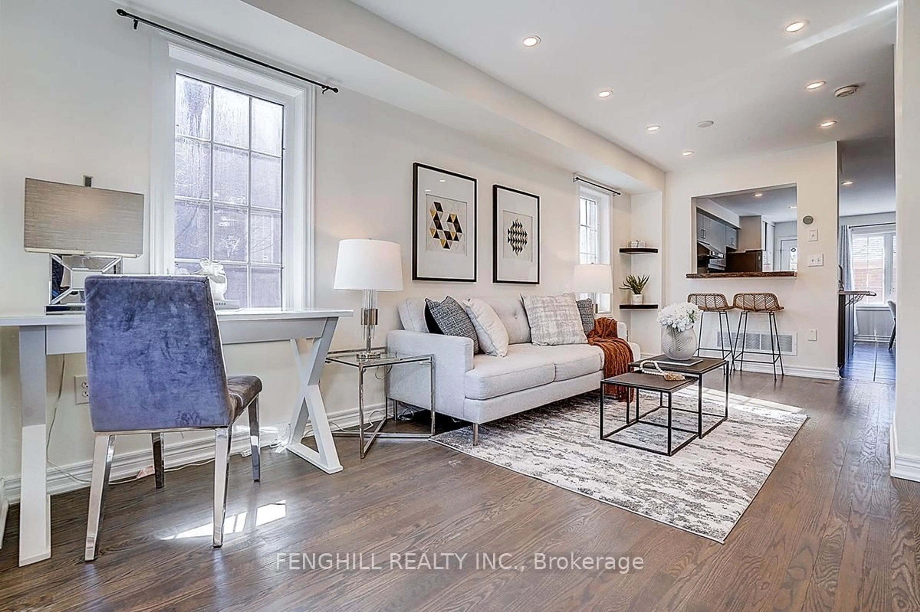 Living room with furniture, unknown for 375 White's Hill Ave, Markham Ontario L6B 0J3