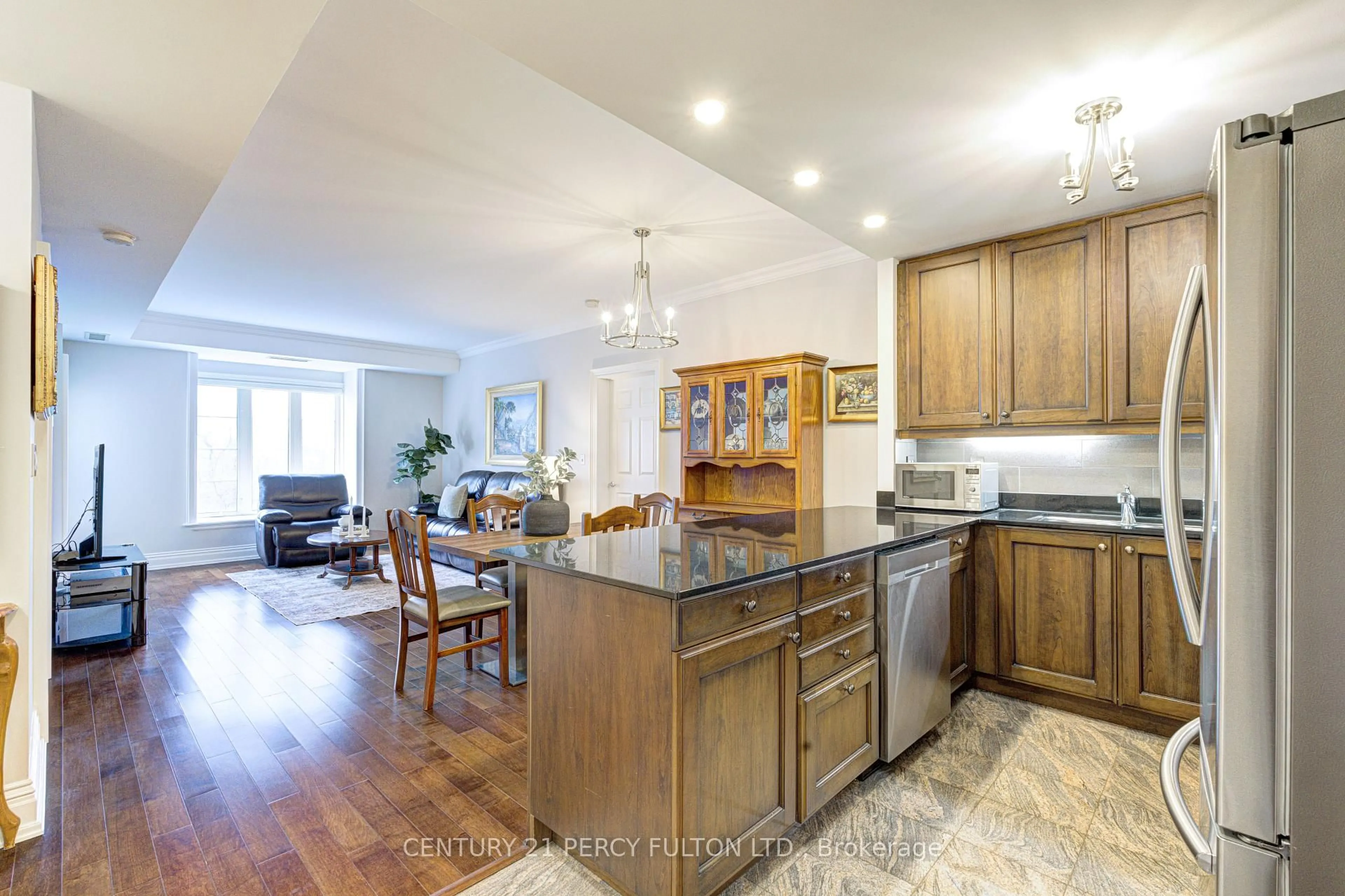 Open concept kitchen, unknown for 4620 Highway 7 #PH 412, Vaughan Ontario L4L 0B3