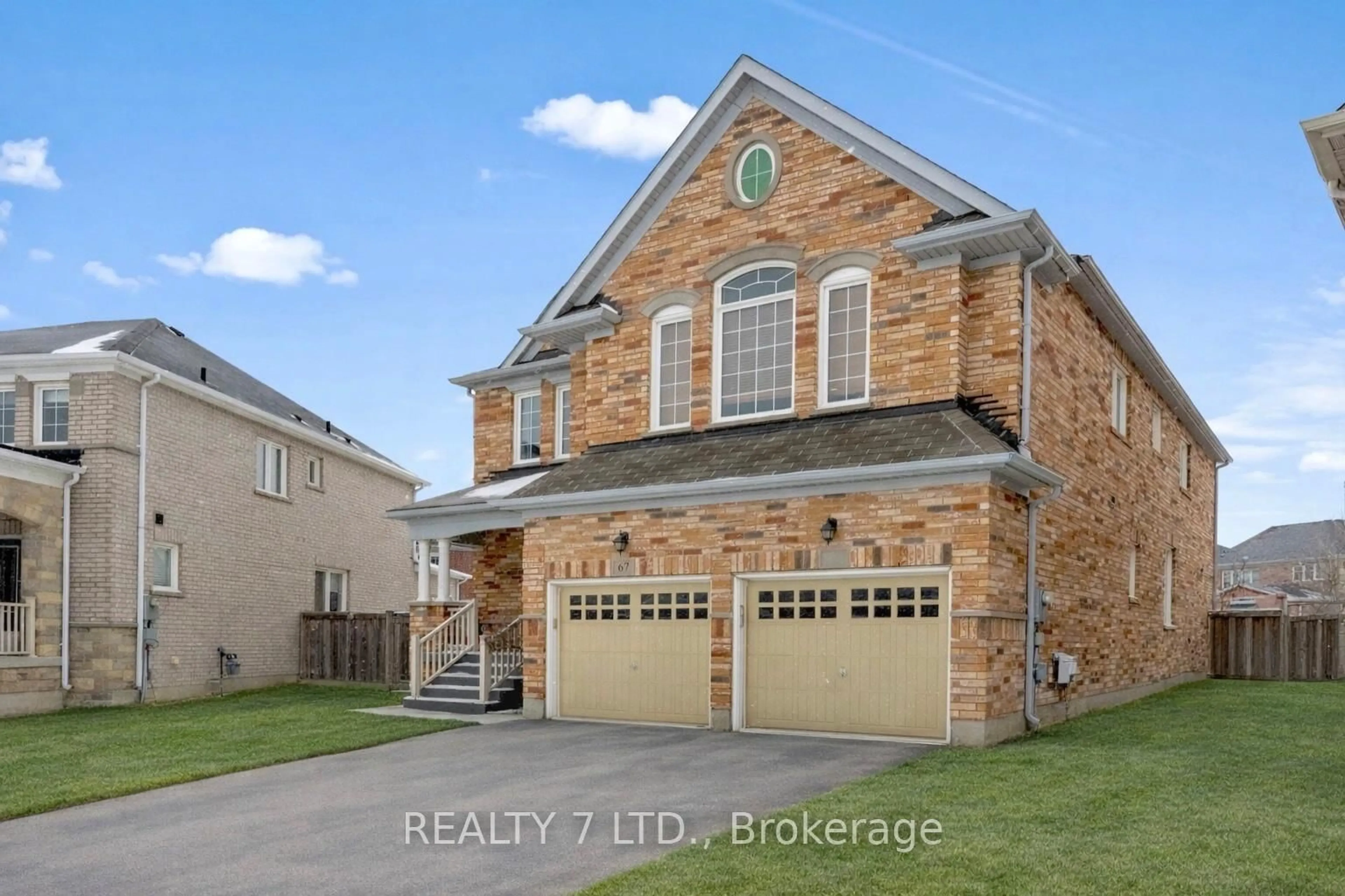 Home with brick exterior material, street for 67 Jewelwing Crt, Bradford West Gwillimbury Ontario L3Z 0N7