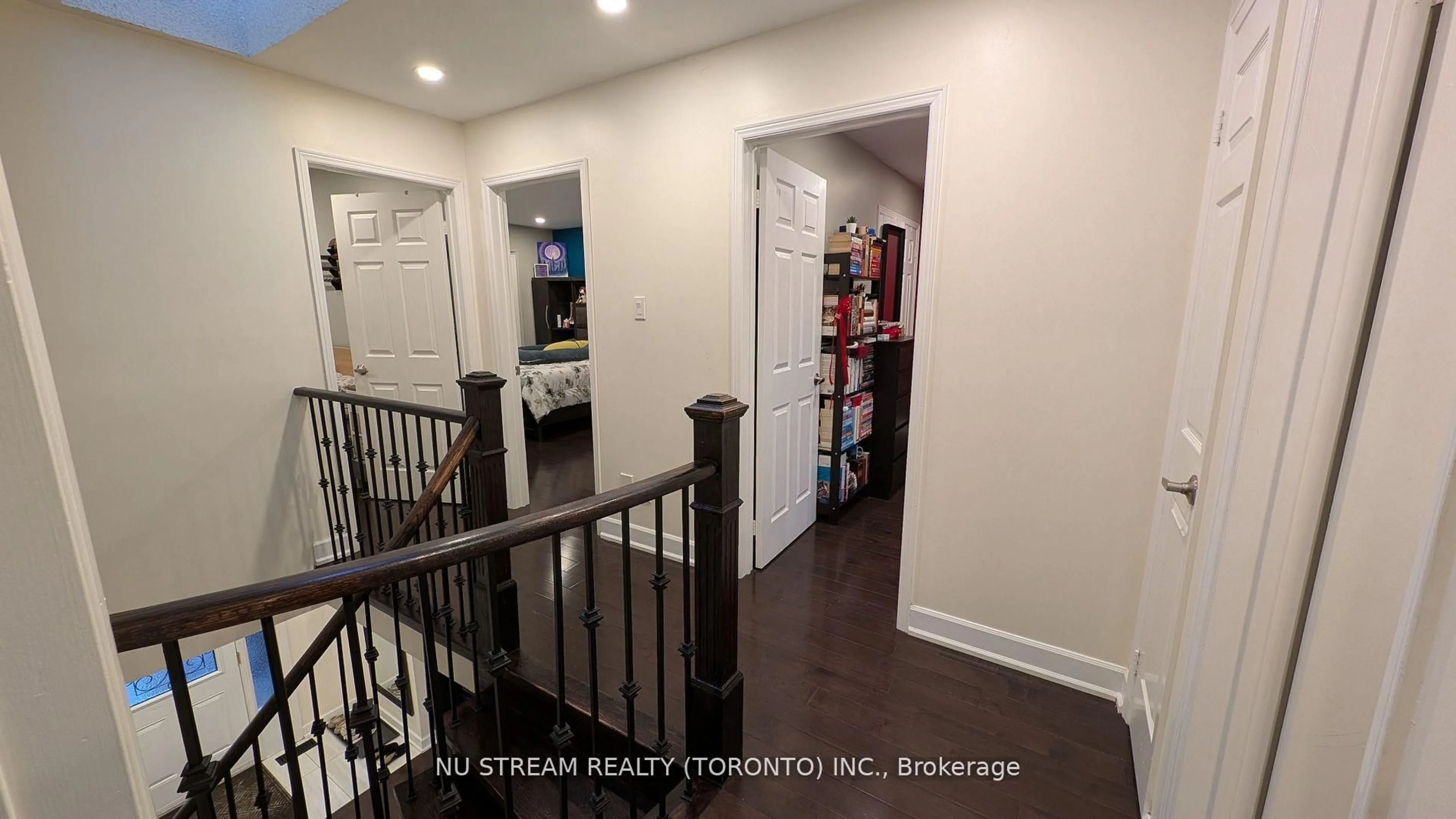 Unknown for 3 Bloomfield Tr, Richmond Hill Ontario L4E 2H8