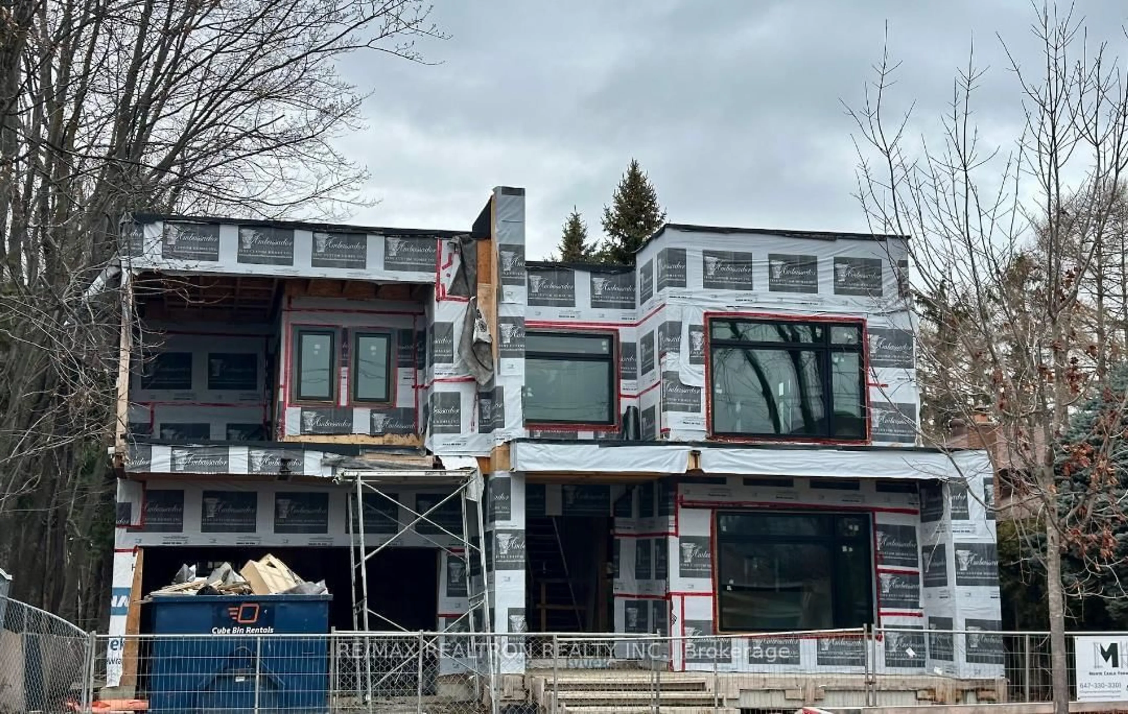 Home with brick exterior material, building for 188 Crestwood Rd, Vaughan Ontario L4J 1A6