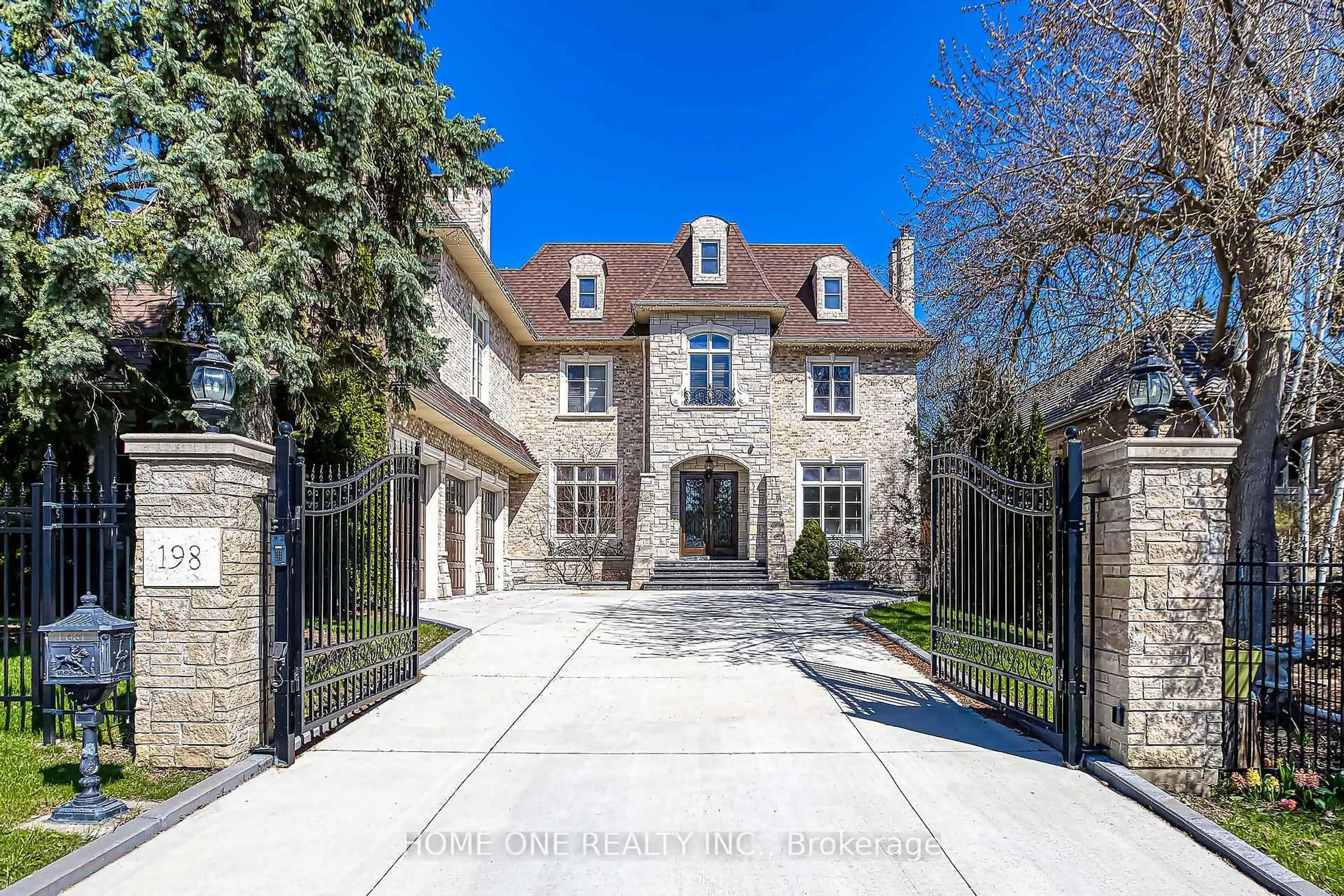 Home with brick exterior material, street for 198 May Ave, Richmond Hill Ontario L4C 3S6