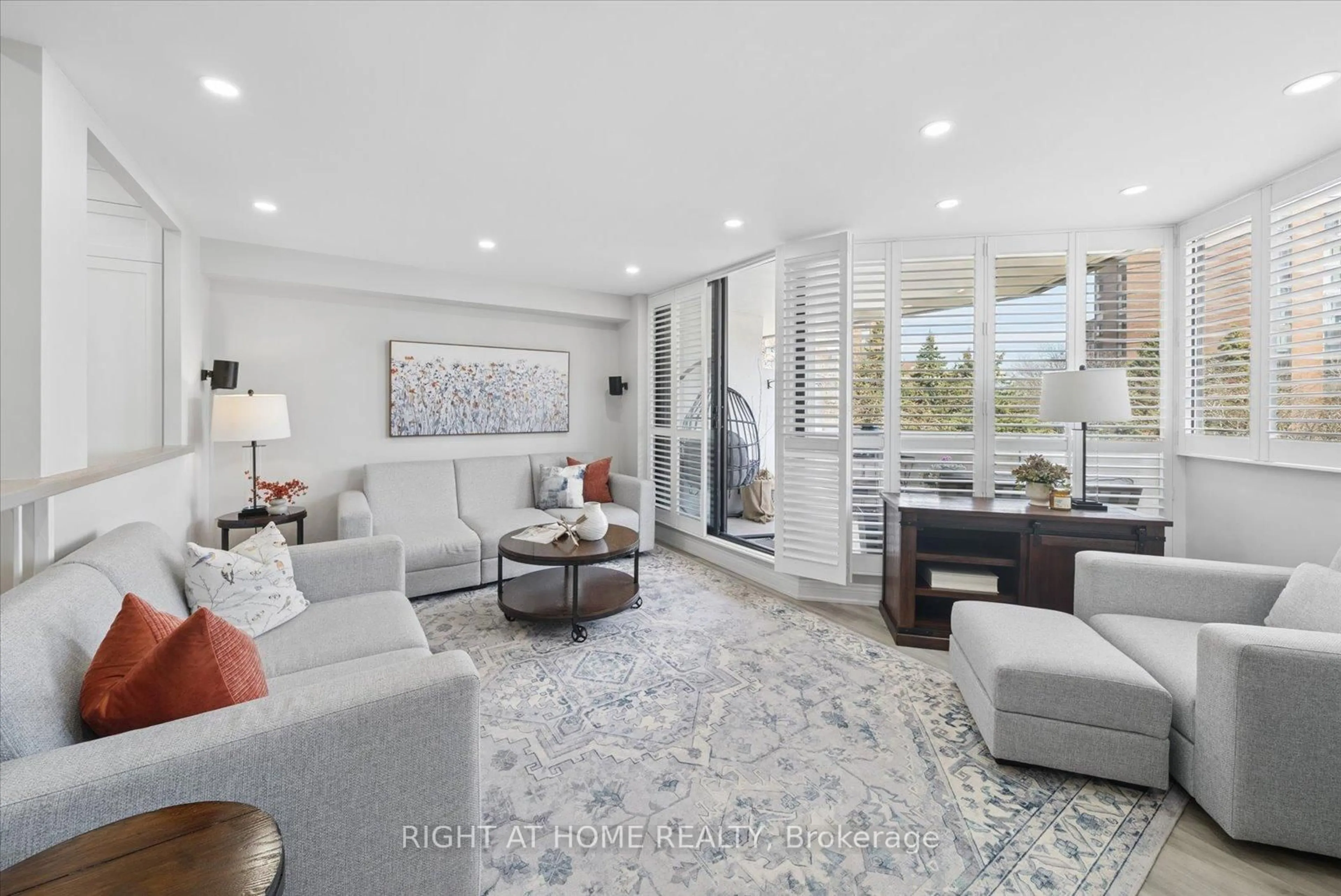 Living room with furniture, unknown for 70 Baif Blvd #409, Richmond Hill Ontario L4C 5L2