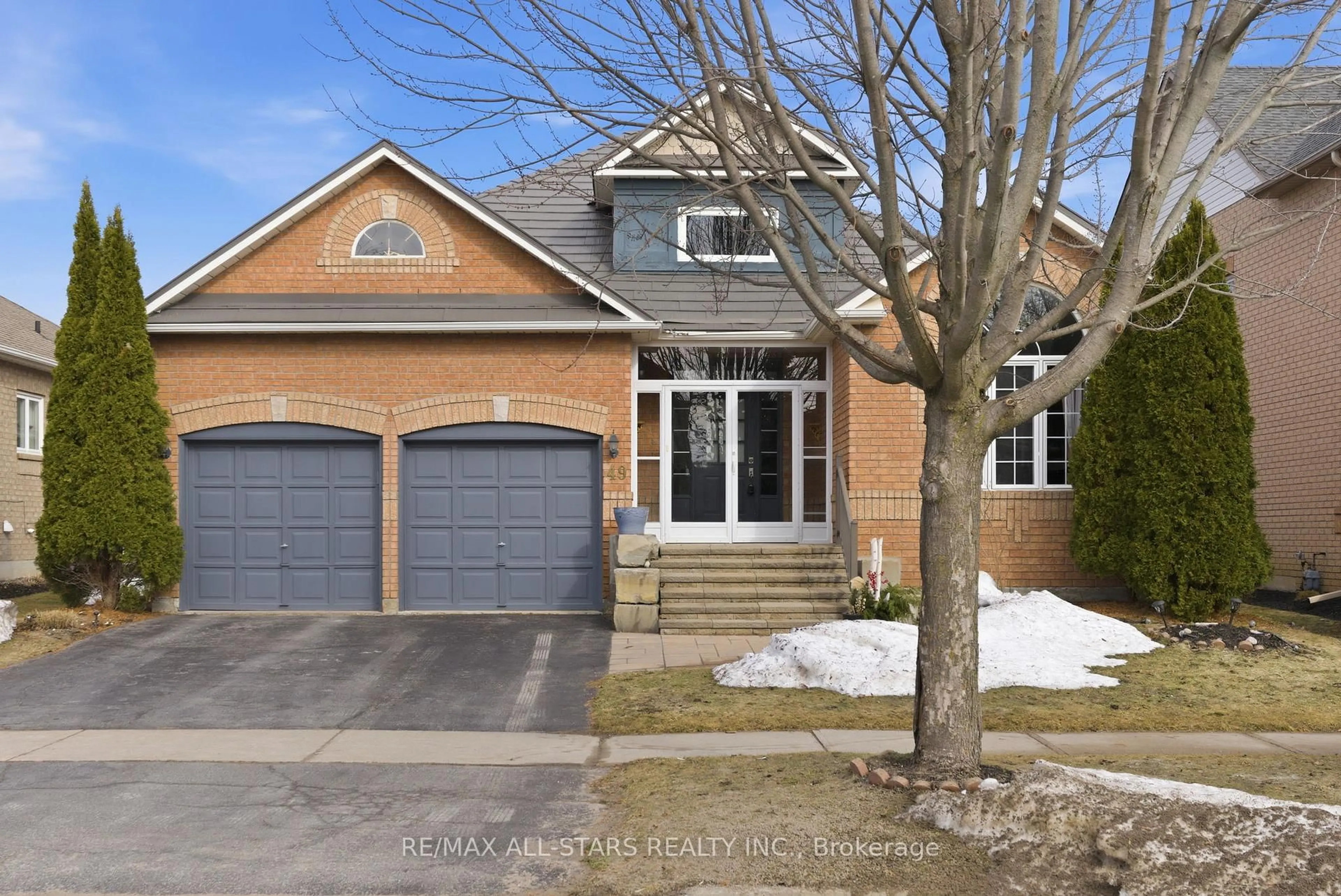 Home with brick exterior material, street for 49 Rosena Lane, Uxbridge Ontario L9P 1X7