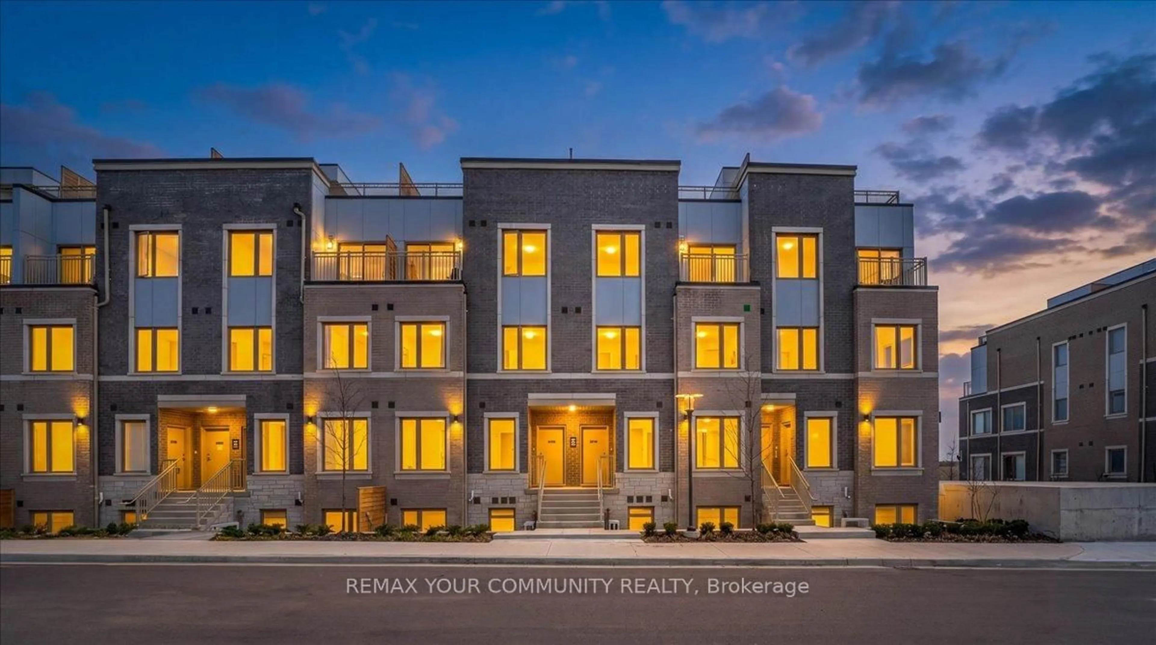 Unknown for 130 HONEYCRISP Cres #311, Vaughan Ontario L4K 0N7