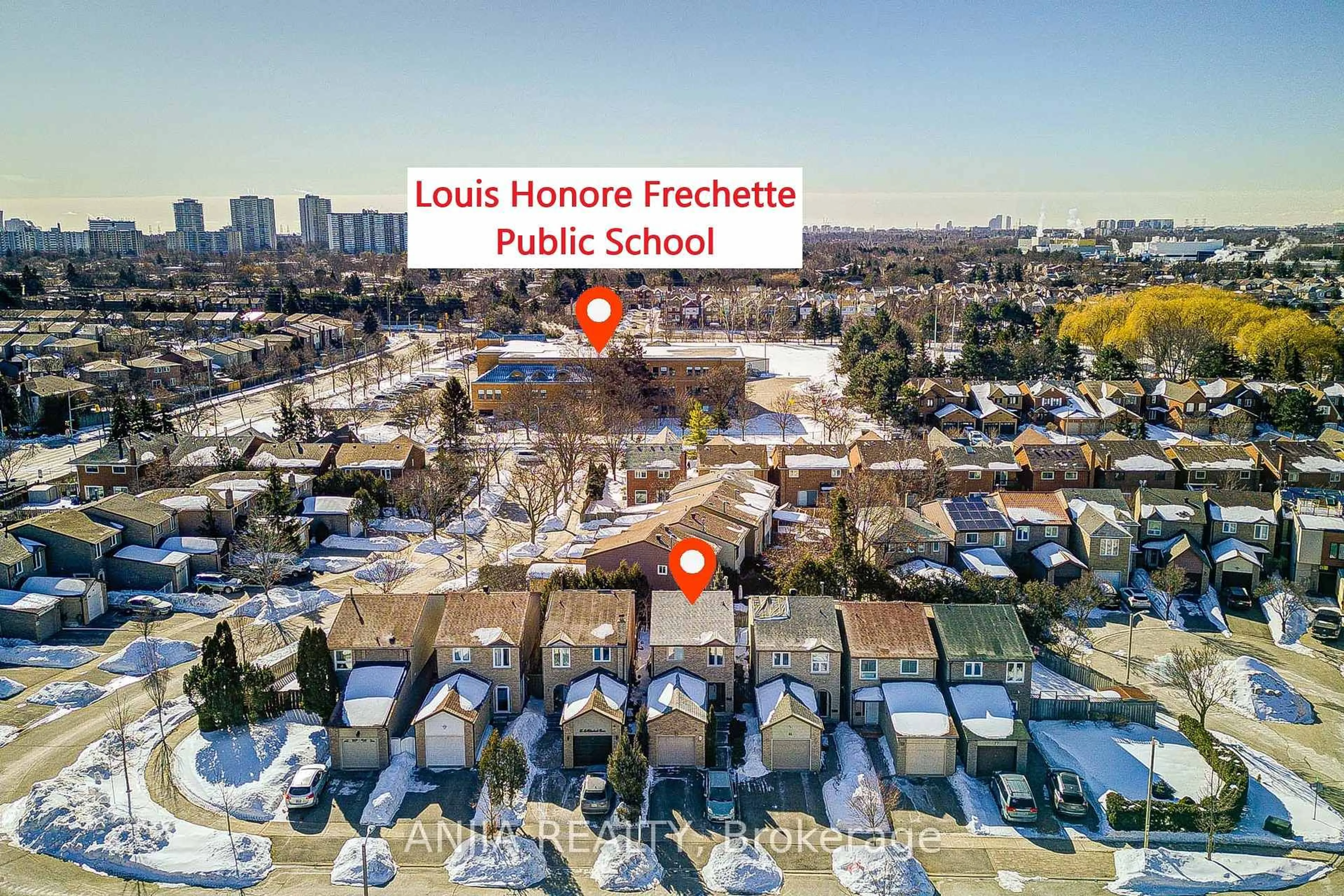 A pic from outside/outdoor area/front of a property/back of a property/a pic from drone, street for 83 McClintock Cres, Vaughan Ontario L4J 2S8
